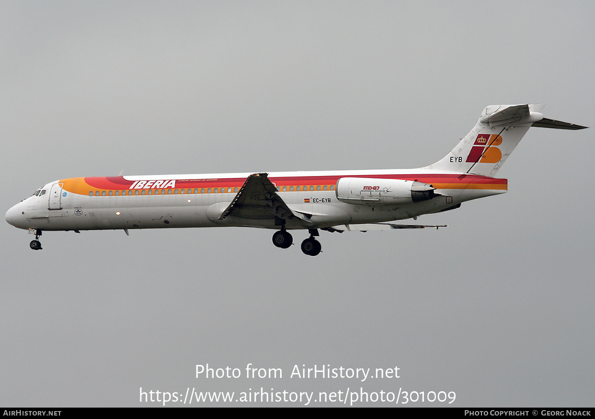 Aircraft Photo of EC-EYB | McDonnell Douglas MD-87 (DC-9-87) | Iberia | AirHistory.net #301009