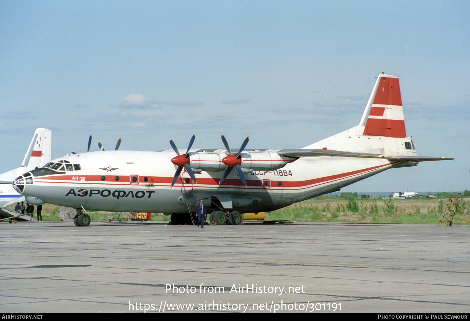 Aircraft Photo of CCCP-11884 | Antonov An-12BP | Aeroflot | AirHistory.net #301191