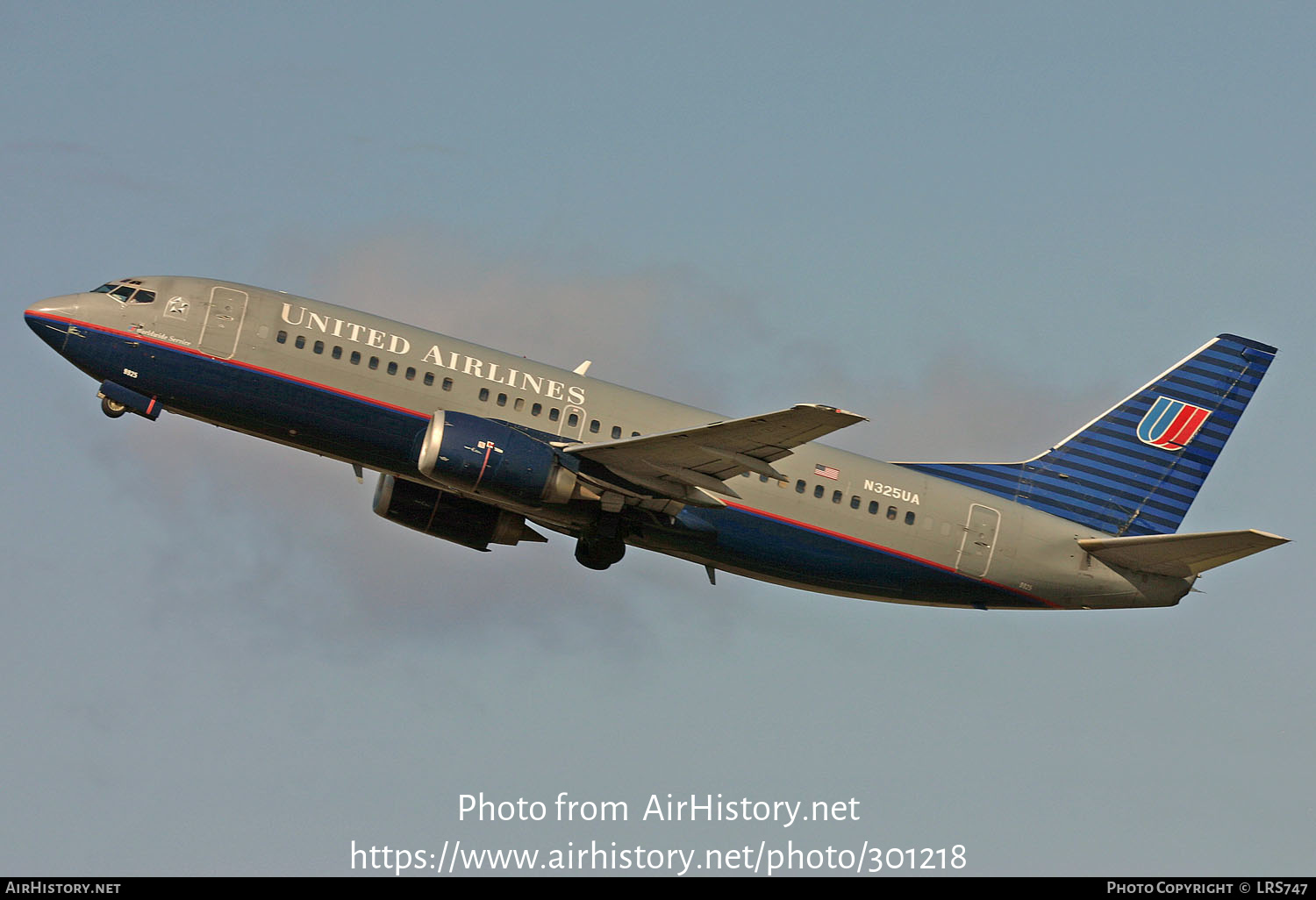 Aircraft Photo of N325UA | Boeing 737-322 | United Airlines | AirHistory.net #301218