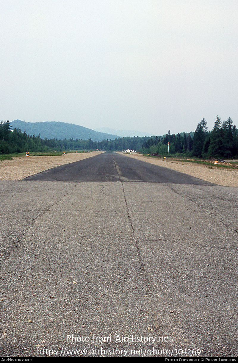 Airport photo of Saint-Donat (CSY4) in Quebec, Canada | AirHistory.net #301269