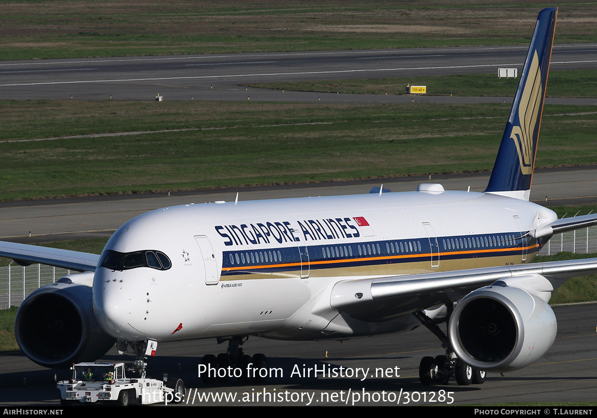 Aircraft Photo of 9V-SML | Airbus A350-941 | Singapore Airlines | AirHistory.net #301285