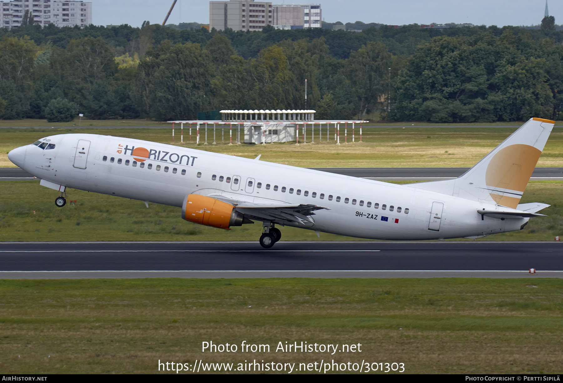 Aircraft Photo of 9H-ZAZ | Boeing 737-436 | Air Horizont | AirHistory.net #301303