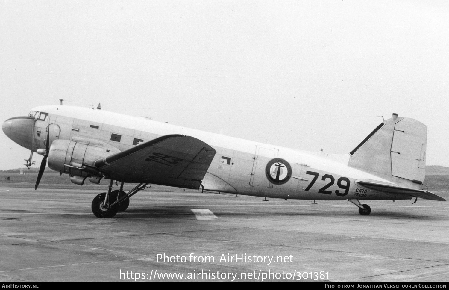 Aircraft Photo of 729 / 76229 | Douglas C-47D Skytrain | France - Navy | AirHistory.net #301381