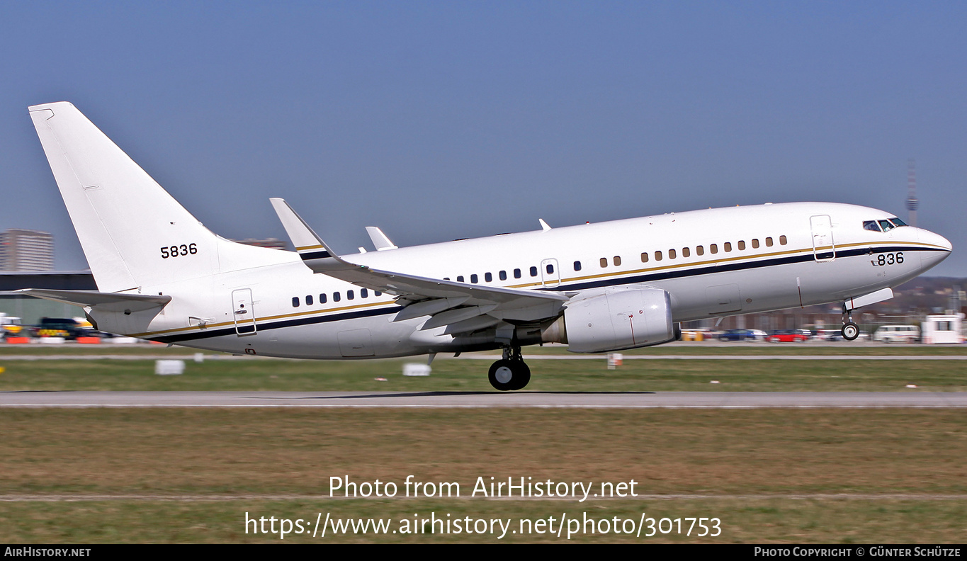 Aircraft Photo of 165836 | Boeing C-40A Clipper | USA - Navy | AirHistory.net #301753