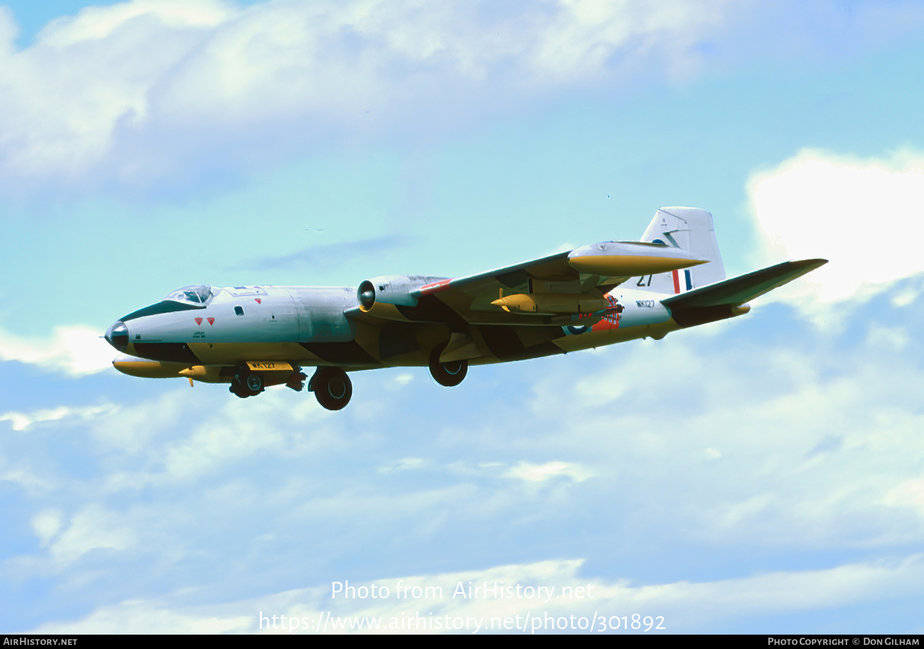 Aircraft Photo of WK127 | English Electric Canberra TT18 | UK - Air Force | AirHistory.net #301892