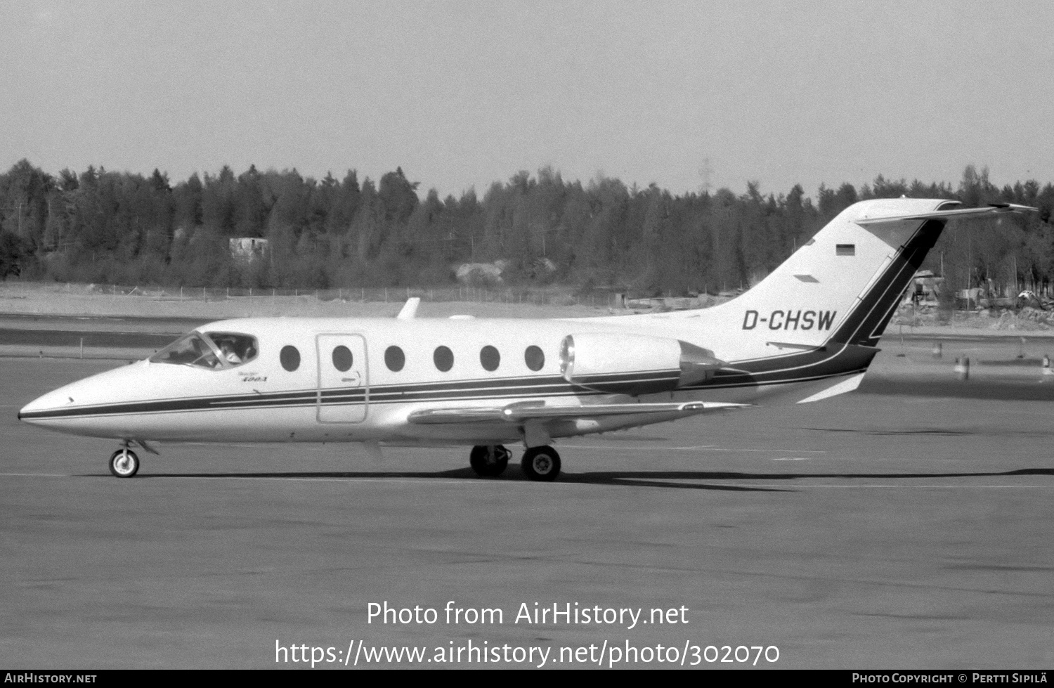 Aircraft Photo of D-CHSW | Beech Beechjet 400A | AirHistory.net #302070