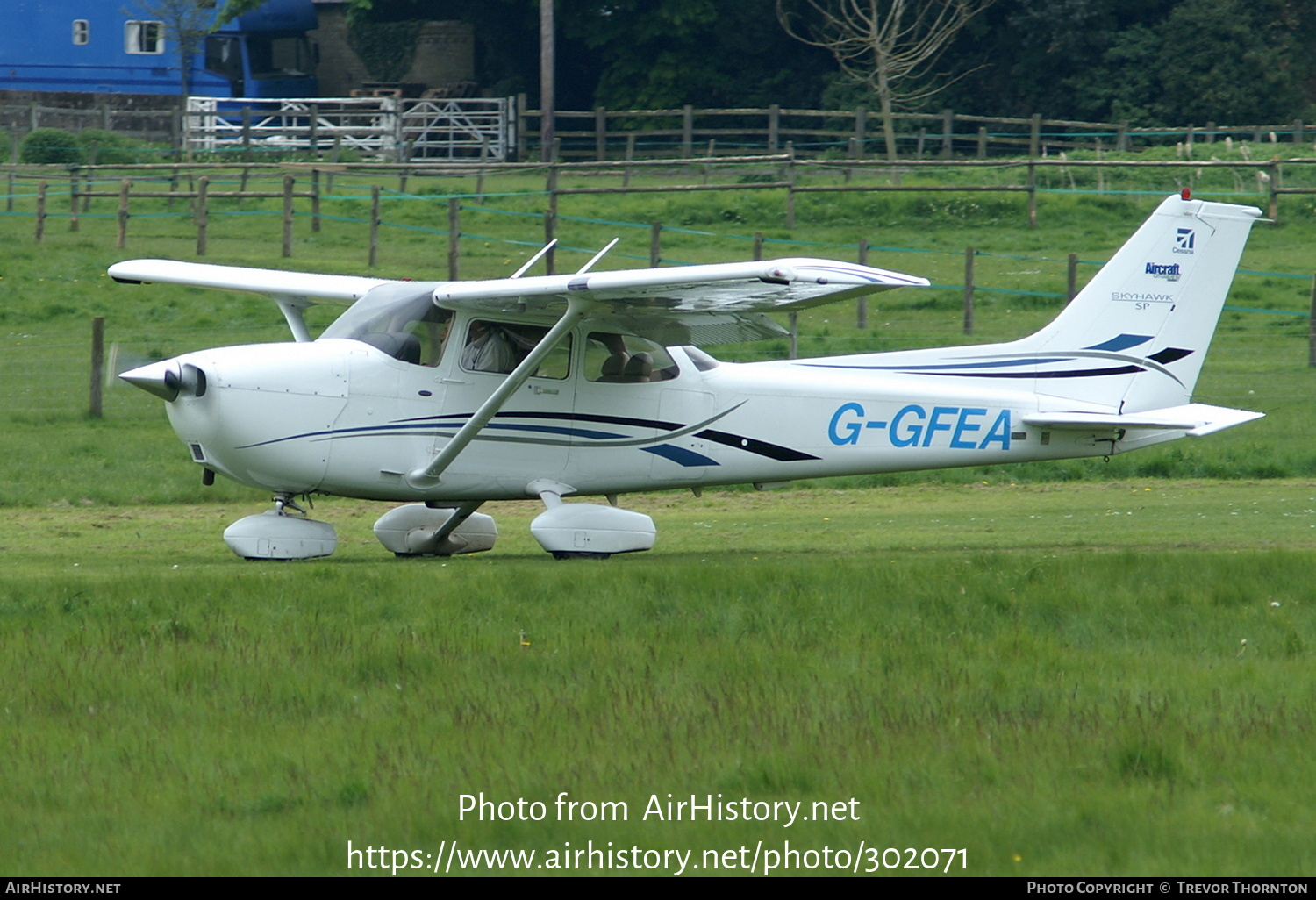 Aircraft Photo of G-GFEA | Cessna 172S Skyhawk | AirHistory.net #302071