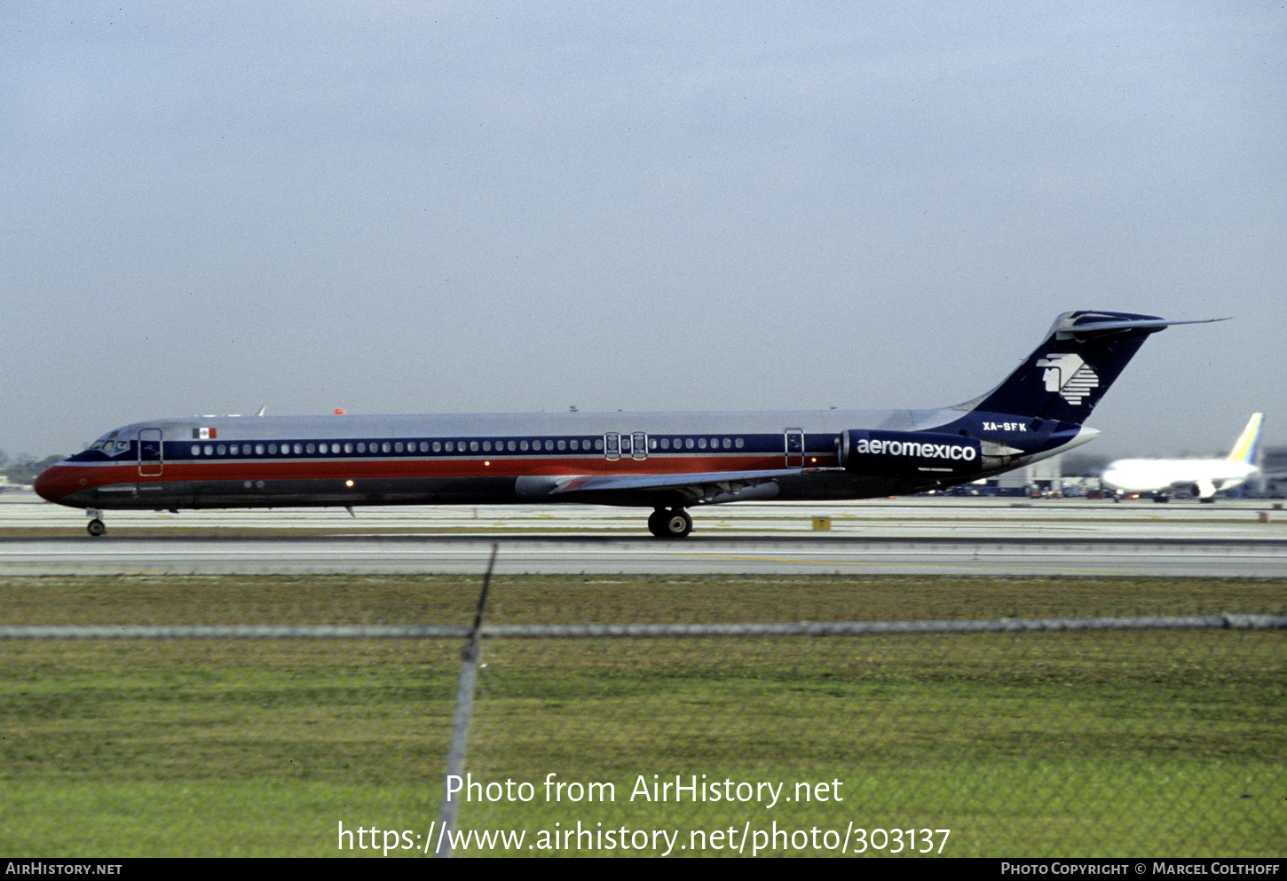 Aircraft Photo of XA-SFK | McDonnell Douglas MD-82 (DC-9-82) | AeroMéxico | AirHistory.net #303137