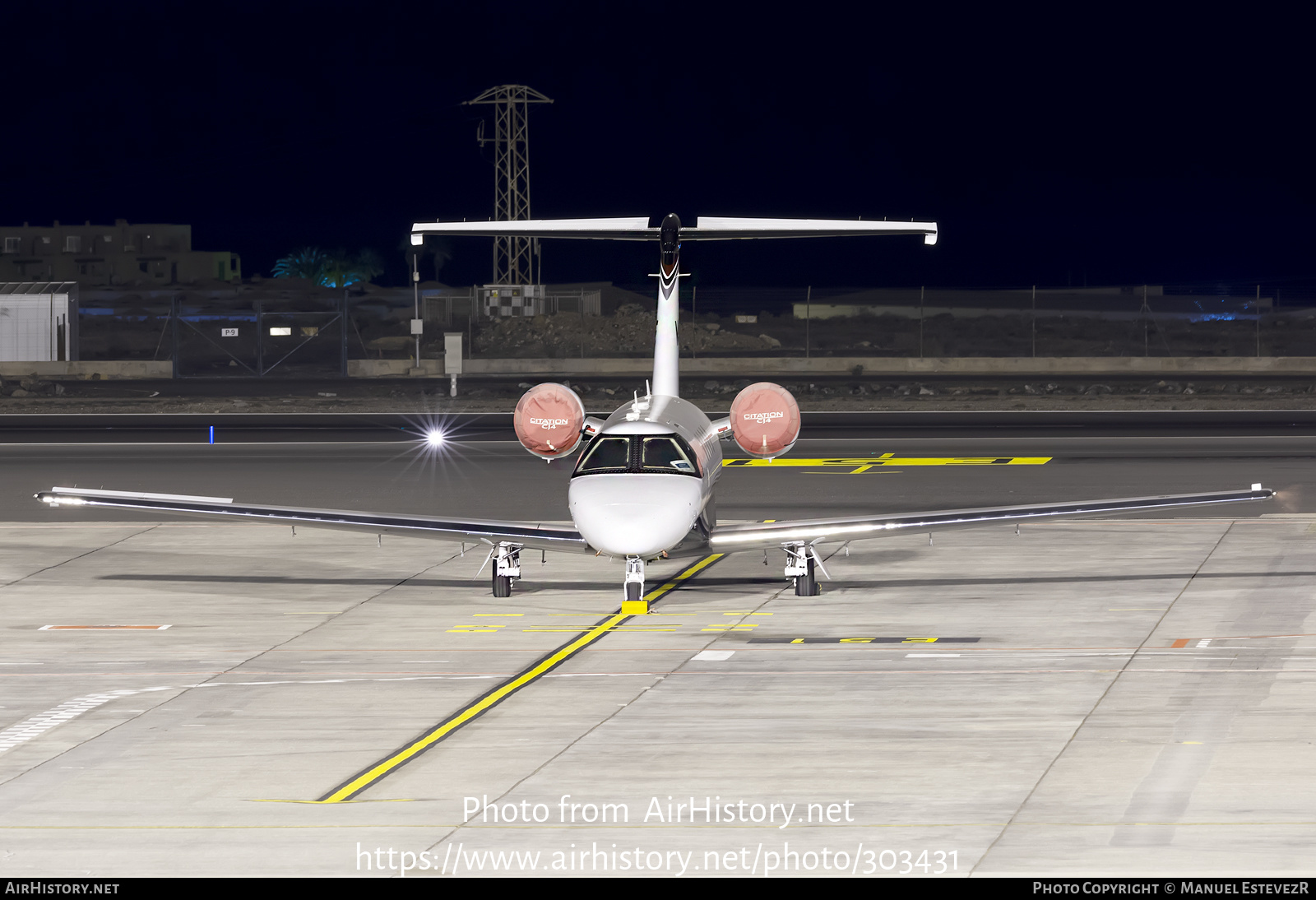 Aircraft Photo of M-MIKE | Cessna 525C CitationJet CJ4 | AirHistory.net #303431