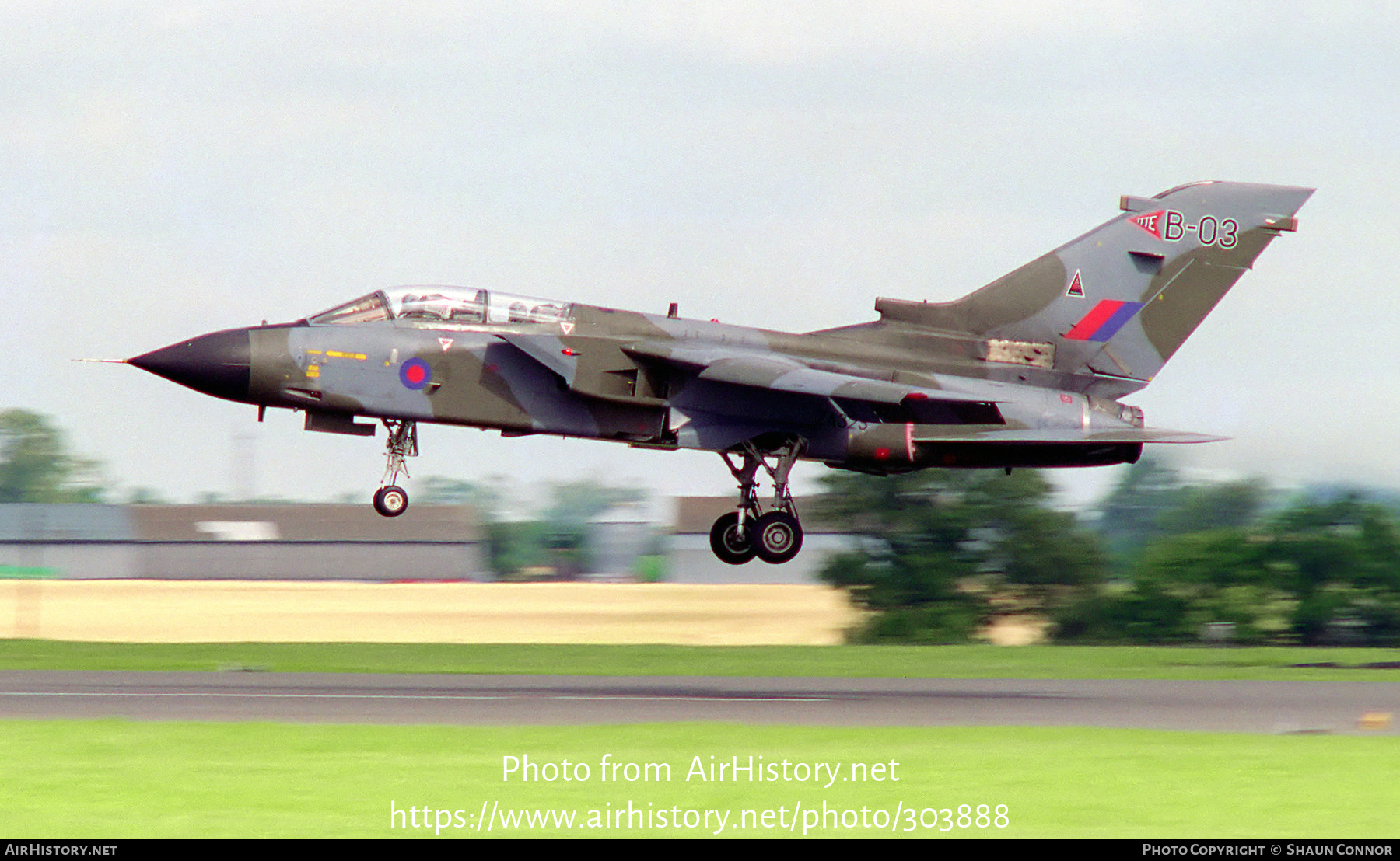 Aircraft Photo of ZA325 | Panavia Tornado GR1 | UK - Air Force | AirHistory.net #303888