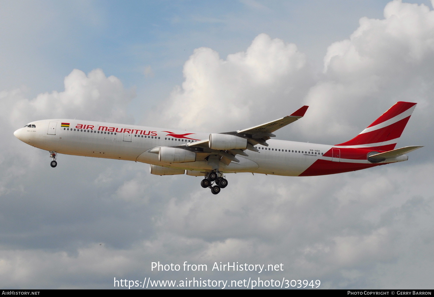 Aircraft Photo of 3B-NBE | Airbus A340-313X | Air Mauritius | AirHistory.net #303949