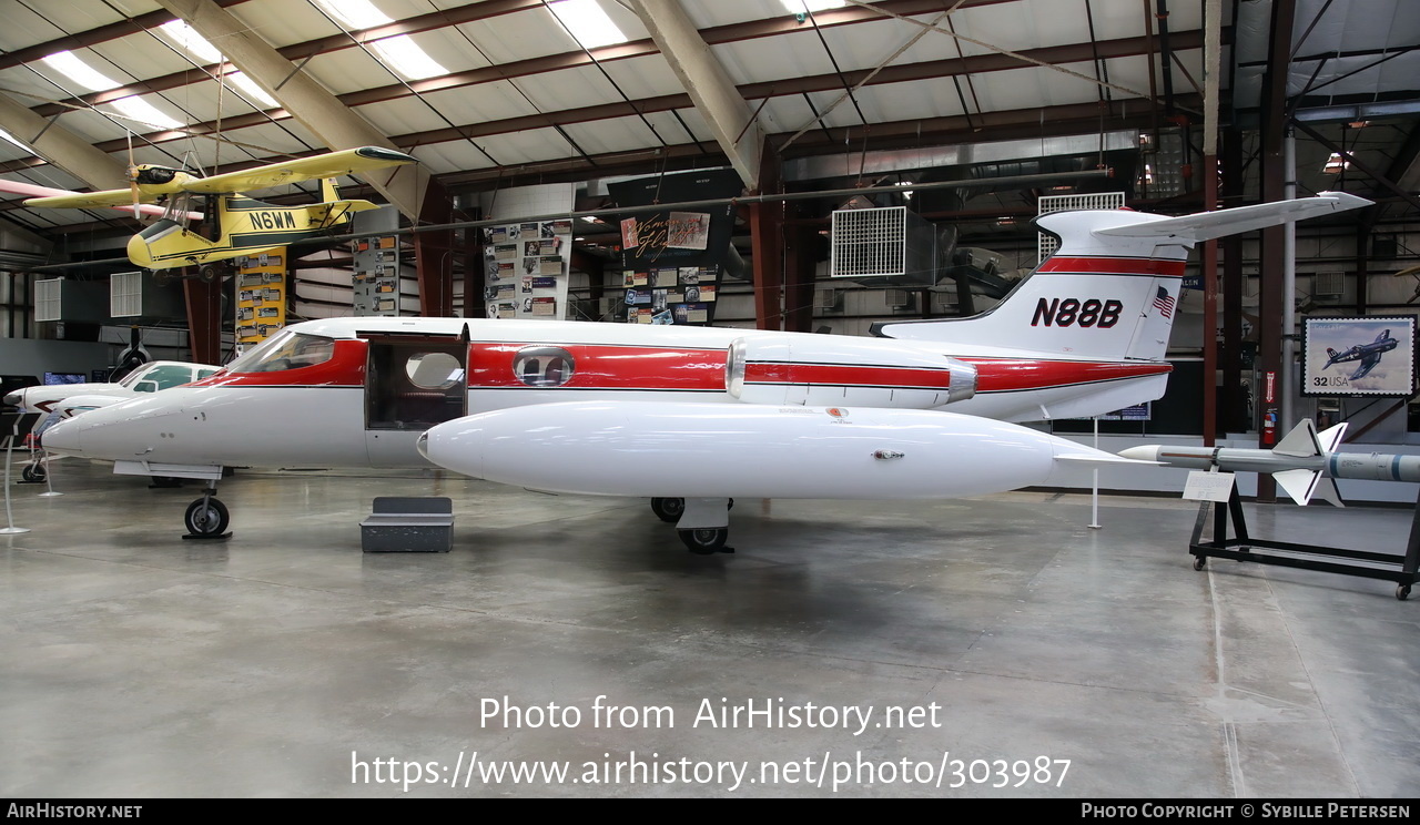 Aircraft Photo of N88B | Lear Jet 24 | AirHistory.net #303987