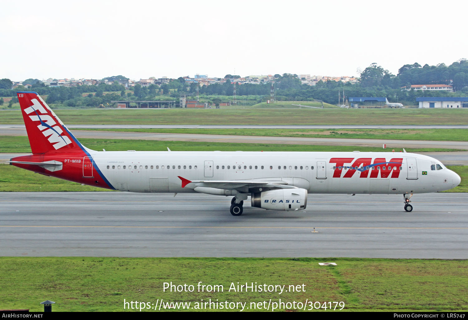 Aircraft Photo of PT-MXB | Airbus A321-232 | TAM Linhas Aéreas | AirHistory.net #304179