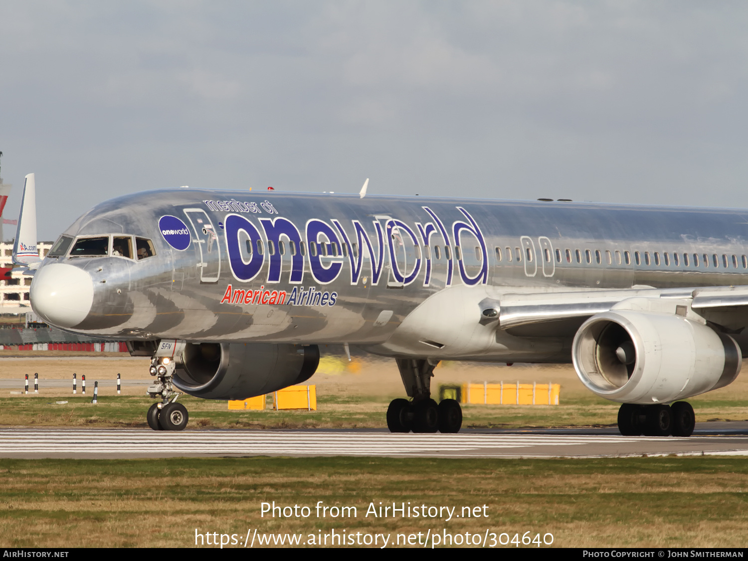 Aircraft Photo of N177AN | Boeing 757-223 | American Airlines | AirHistory.net #304640