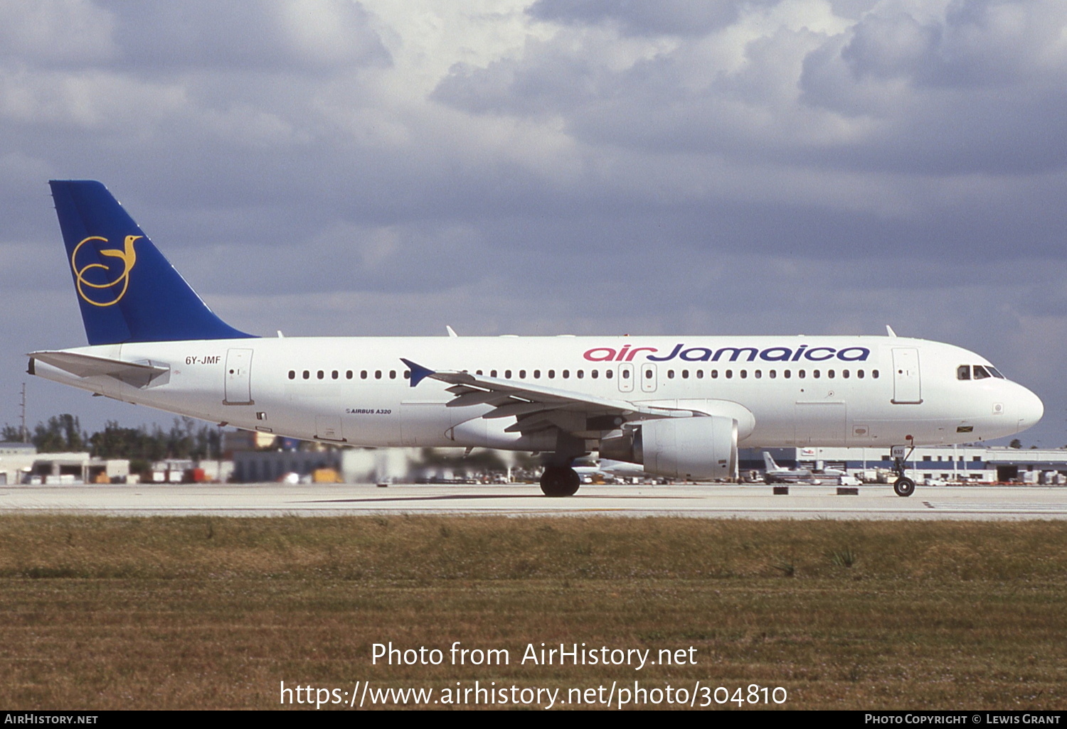 Aircraft Photo of 6Y-JMF | Airbus A320-214 | Air Jamaica | AirHistory.net #304810