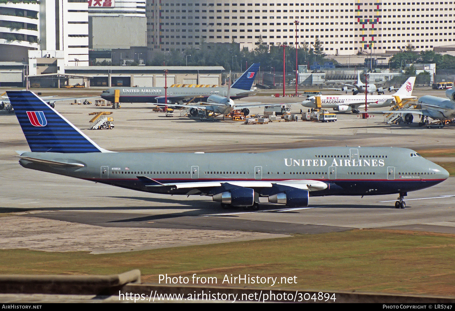 Aircraft Photo of N198UA | Boeing 747-422 | United Airlines | AirHistory.net #304894