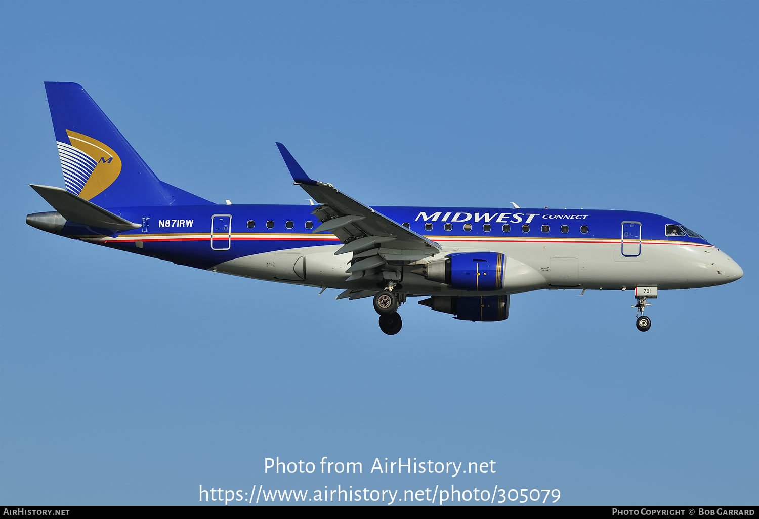 Aircraft Photo of N871RW | Embraer 170SU (ERJ-170-100SU) | Midwest Connect | AirHistory.net #305079