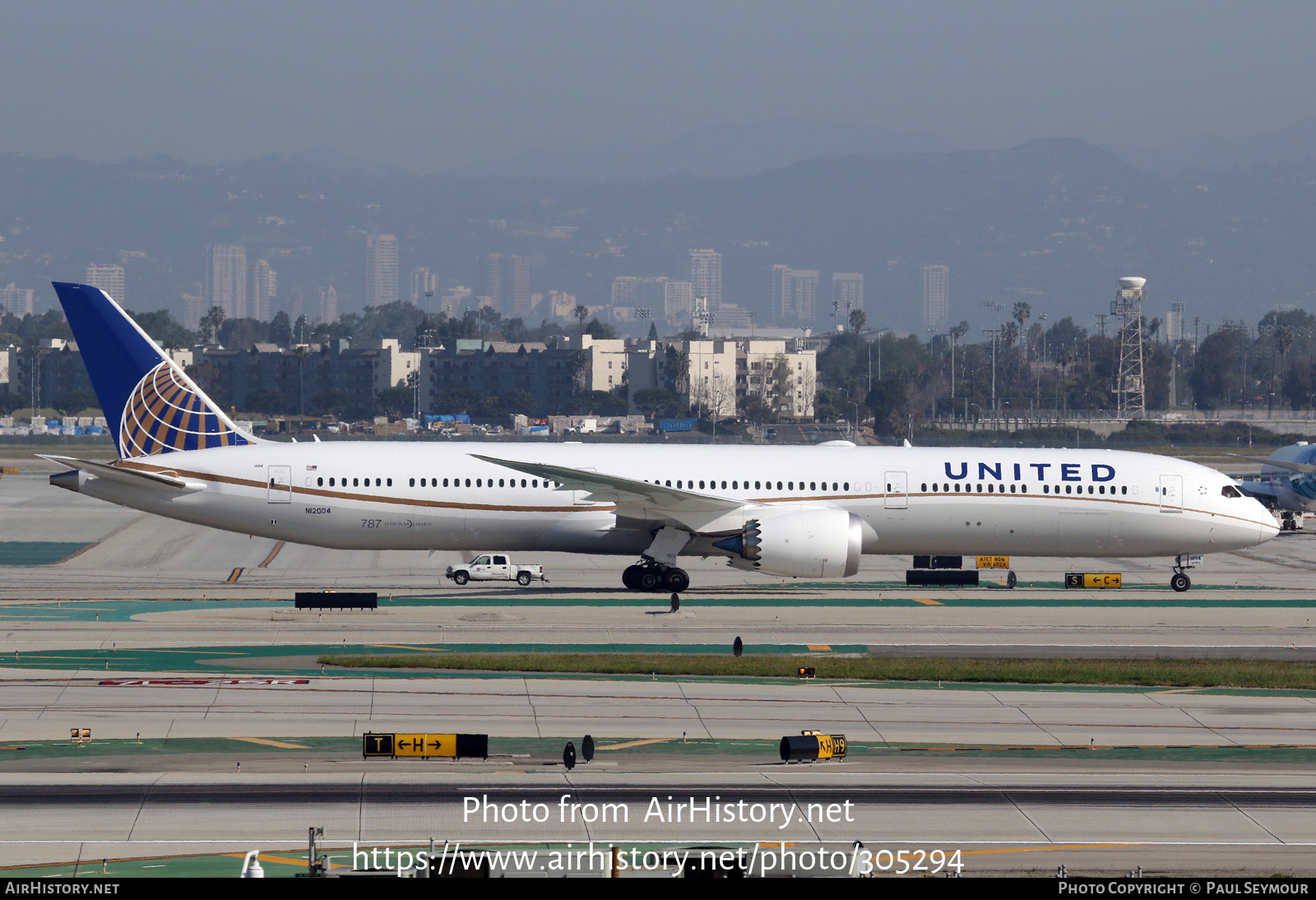 Aircraft Photo of N12004 | Boeing 787-10 Dreamliner | United Airlines | AirHistory.net #305294