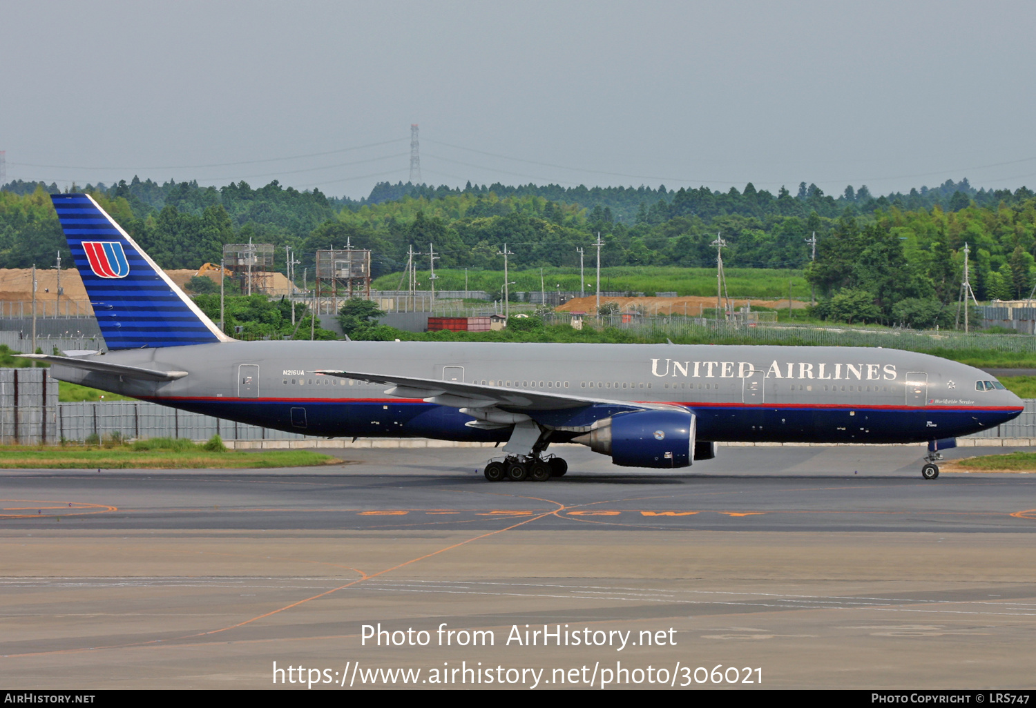 Aircraft Photo of N216UA | Boeing 777-222/ER | United Airlines | AirHistory.net #306021