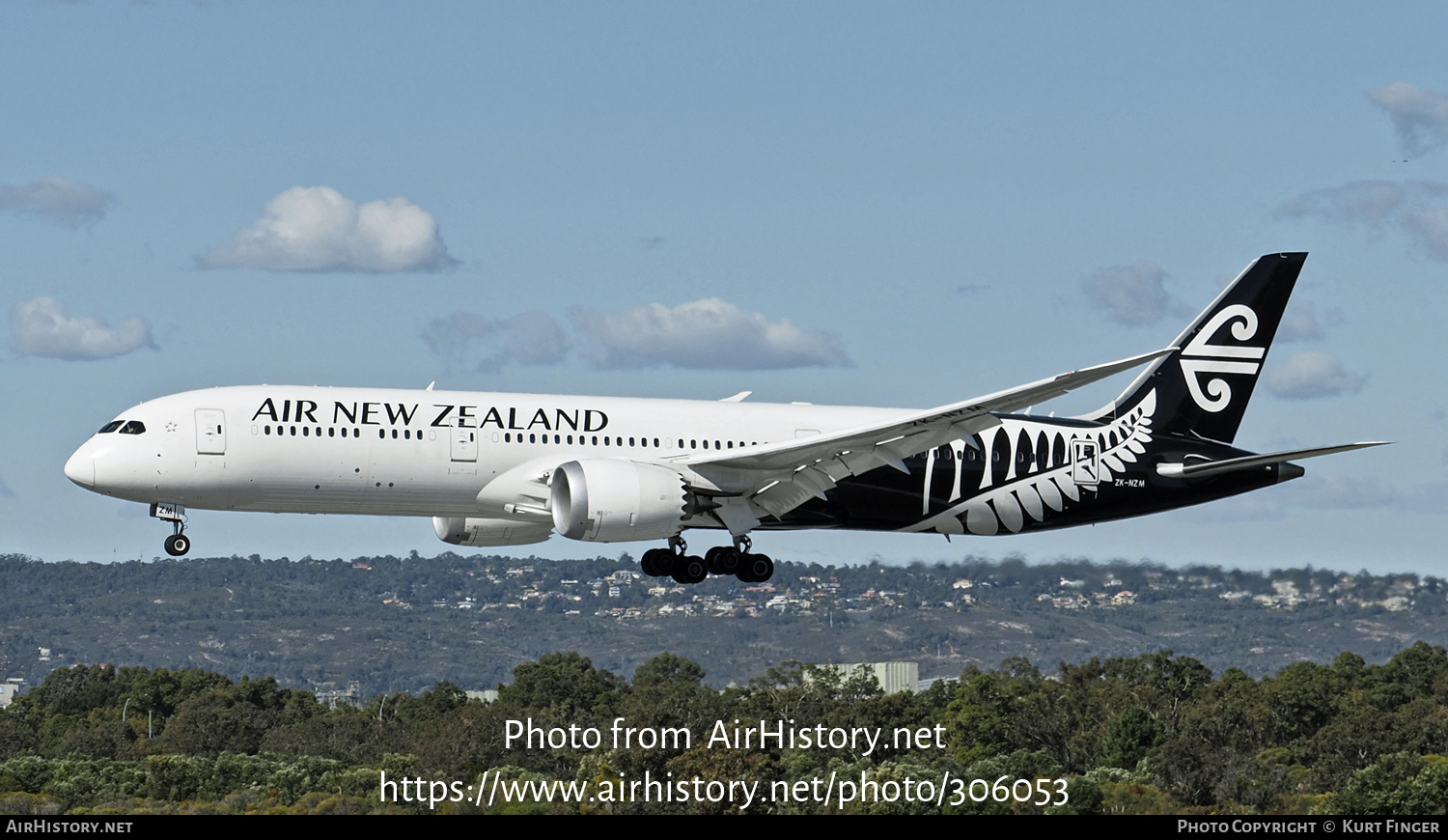 Aircraft Photo of ZK-NZM | Boeing 787-9 Dreamliner | Air New Zealand | AirHistory.net #306053