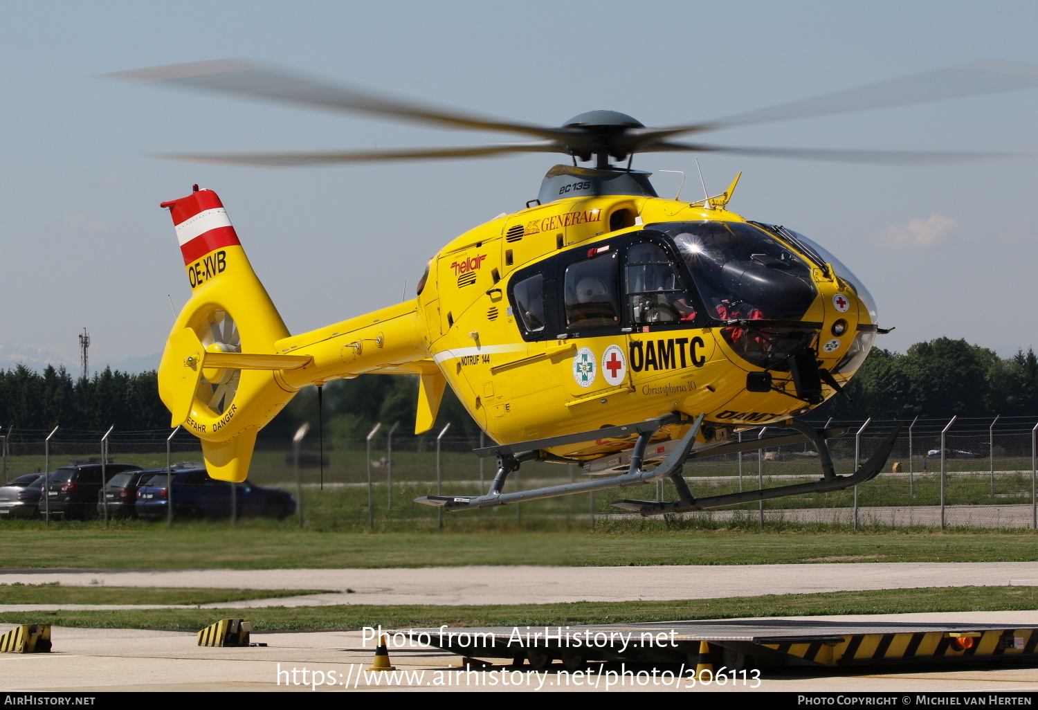 Aircraft Photo of OE-XVB | Eurocopter EC-135T-2+ | ÖAMTC | AirHistory.net #306113