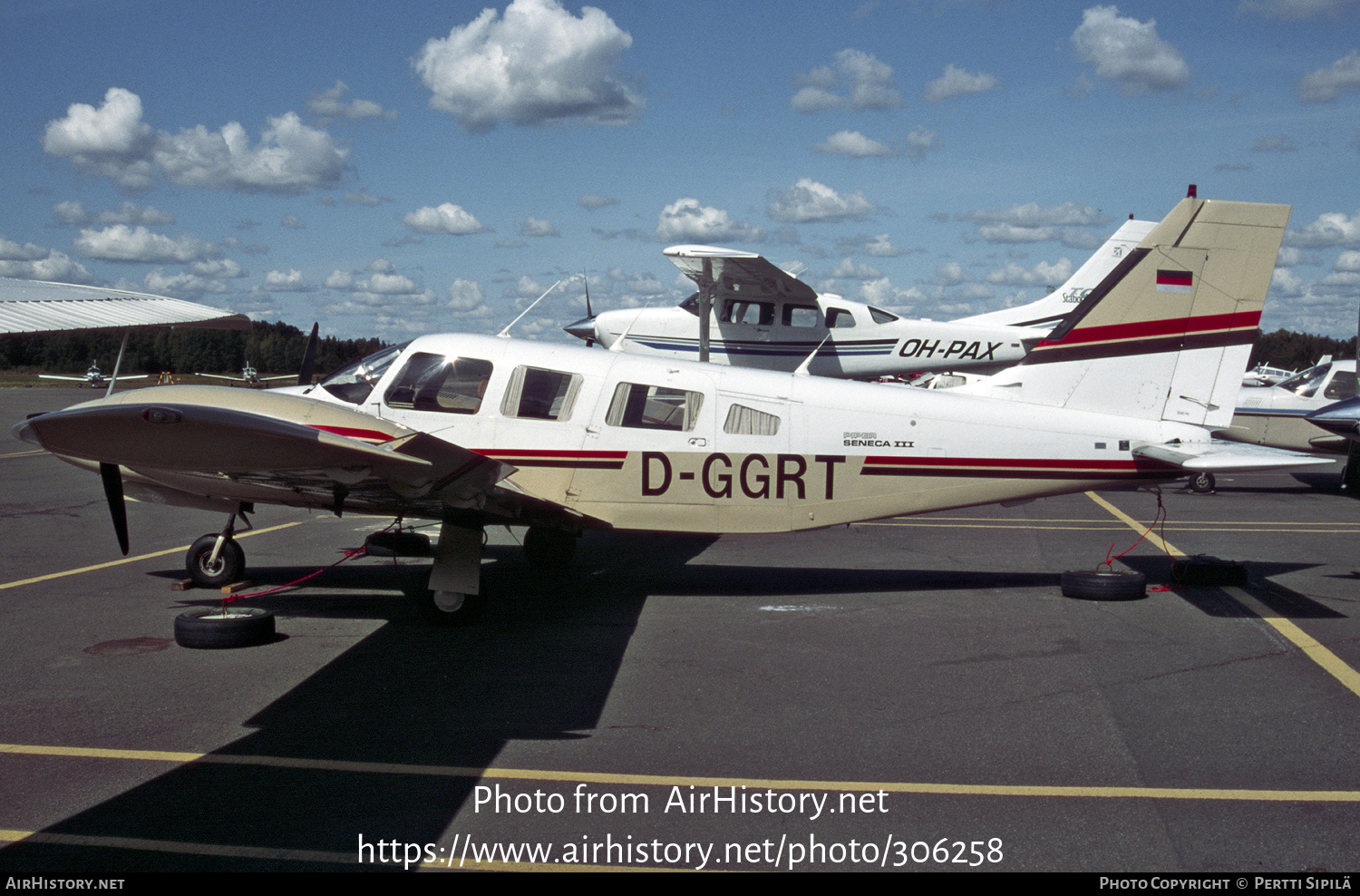 Aircraft Photo of D-GGRT | Piper PA-34-220T Seneca III | AirHistory.net #306258