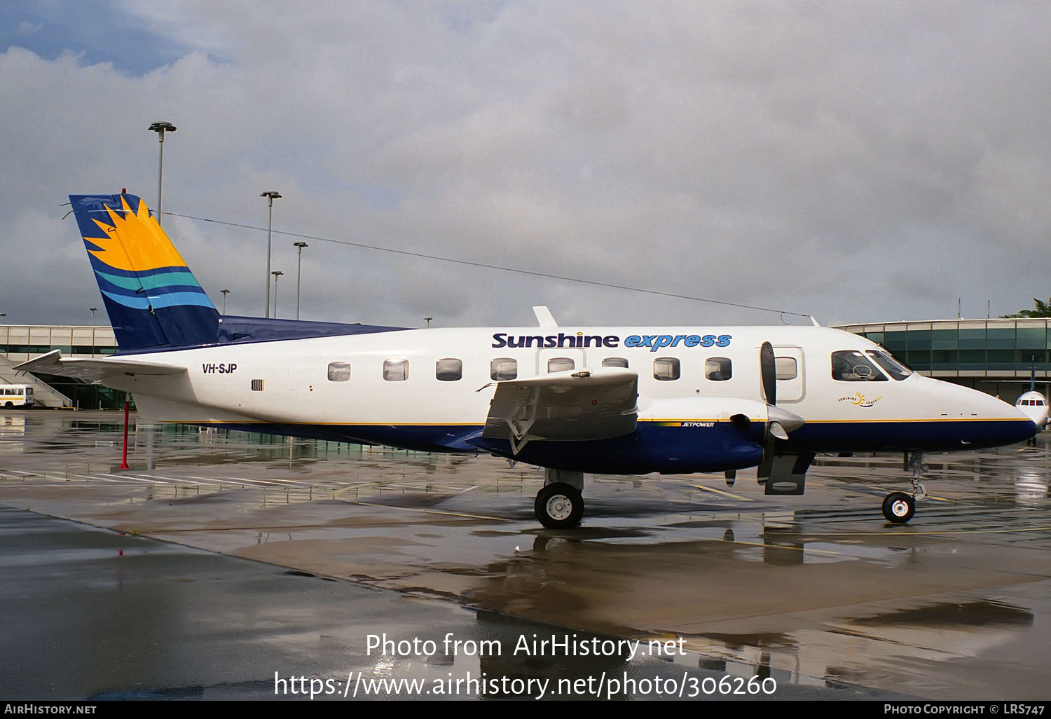 Aircraft Photo of VH-SJP | Embraer EMB-110P1 Bandeirante | Sunshine Express Airlines | AirHistory.net #306260