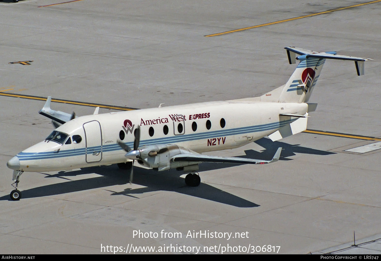 Aircraft Photo of N2YV | Beech 1900D | America West Express | AirHistory.net #306817