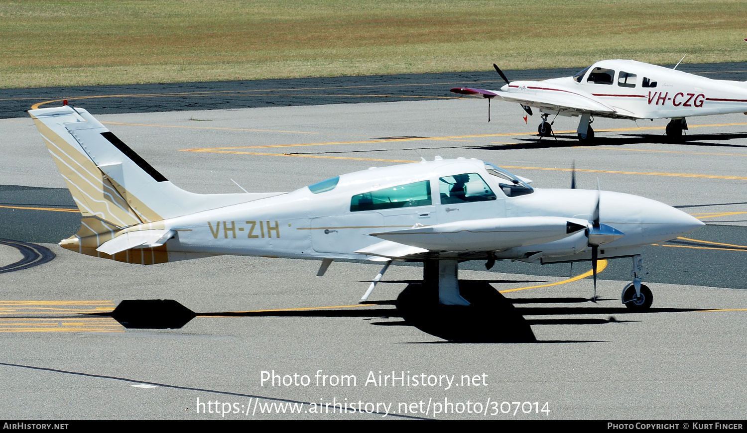 Aircraft Photo of VH-ZIH | Cessna T310R | AirHistory.net #307014