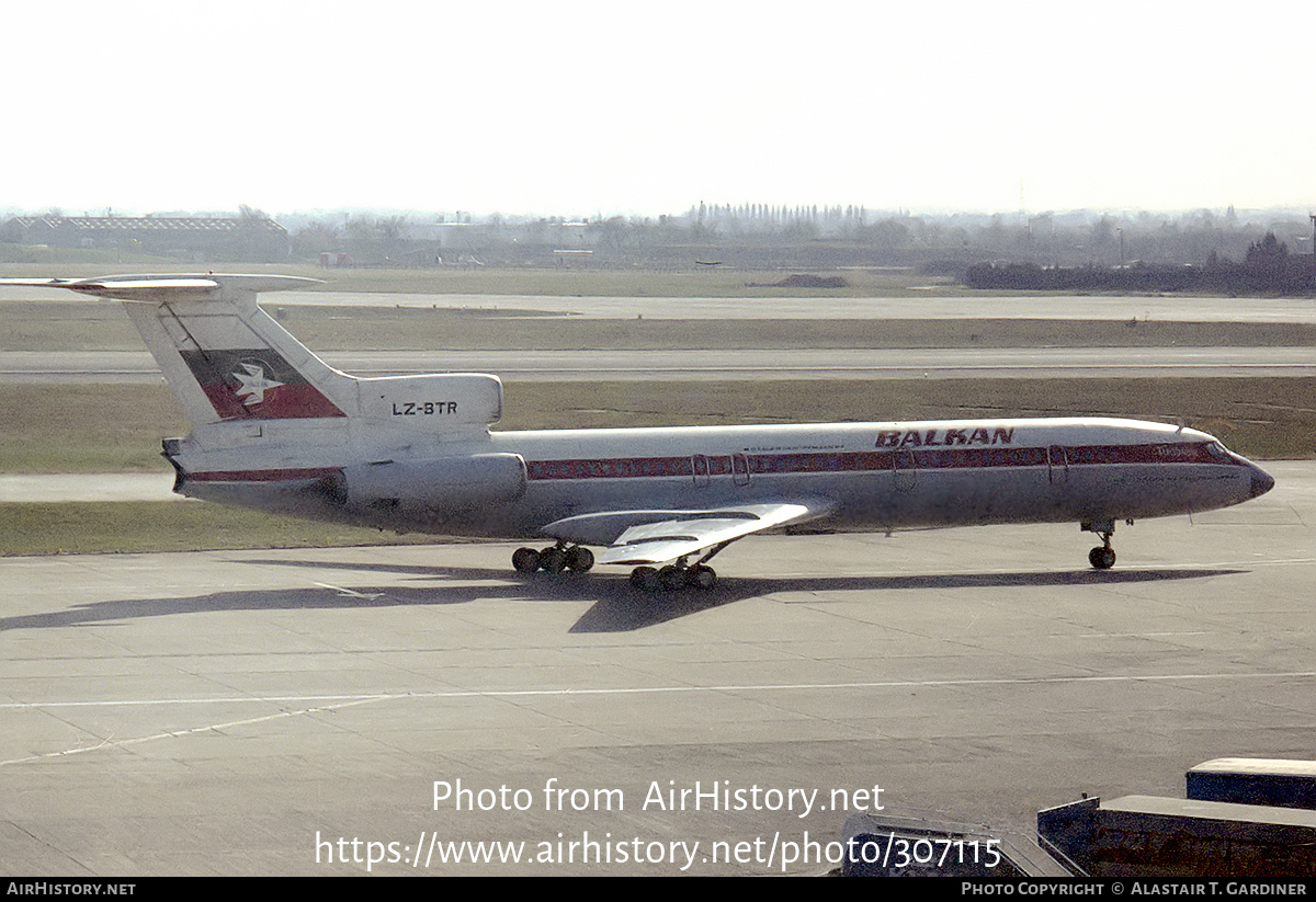 Aircraft Photo of LZ-BTR | Tupolev Tu-154B-2 | Balkan - Bulgarian Airlines | AirHistory.net #307115