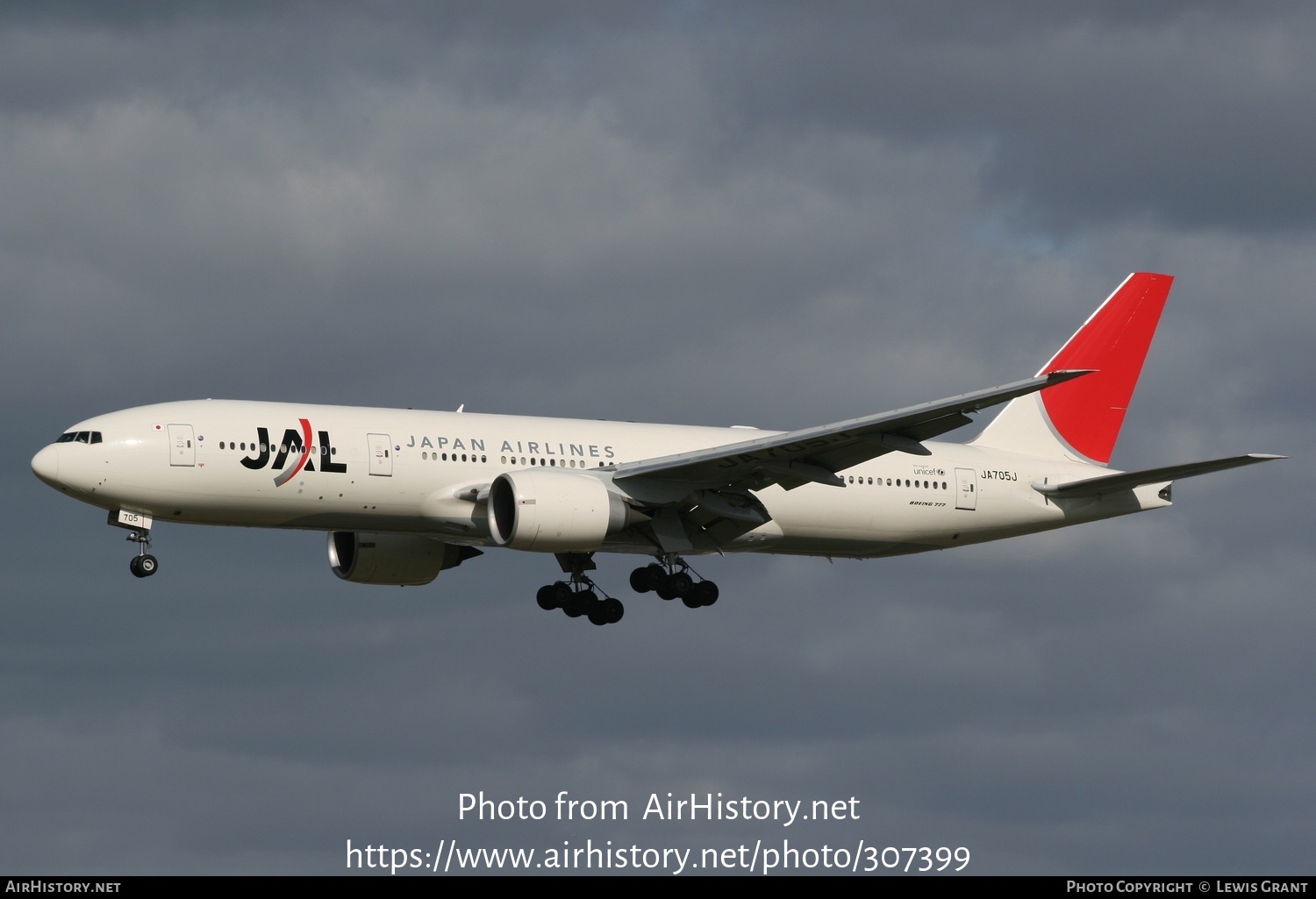 Aircraft Photo of JA705J | Boeing 777-246/ER | Japan Airlines - JAL | AirHistory.net #307399