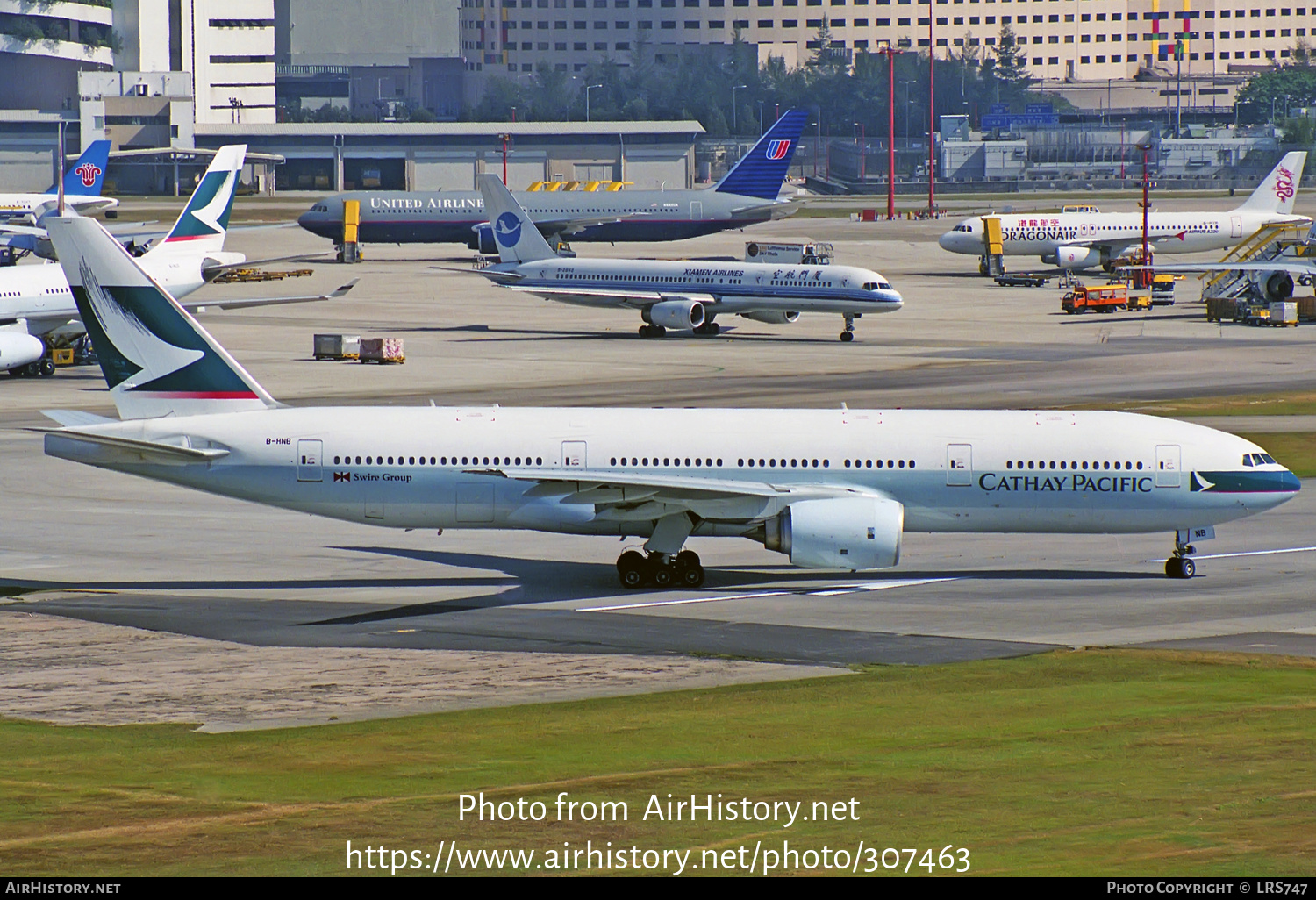 Aircraft Photo of B-HNB | Boeing 777-267 | Cathay Pacific Airways | AirHistory.net #307463