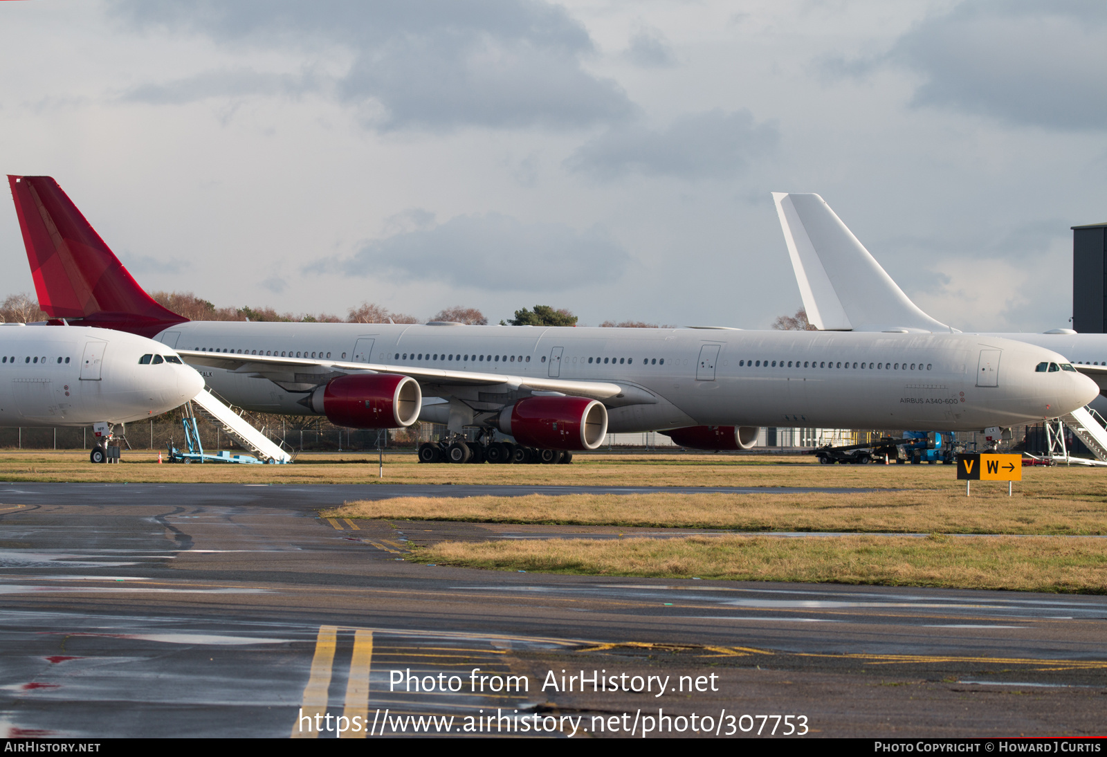 Aircraft Photo of 2-EALK | Airbus A340-642 | AirHistory.net #307753