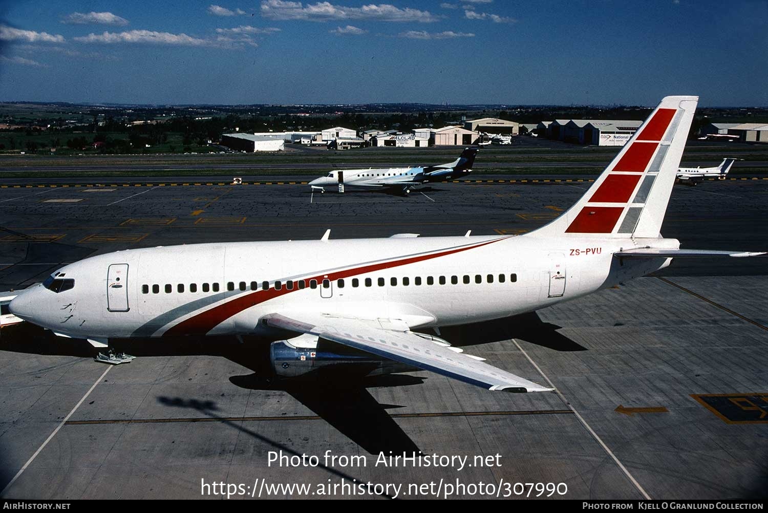 Aircraft Photo of ZS-PVU | Boeing 737-2Q8C/Adv | Bionic Aviation | AirHistory.net #307990