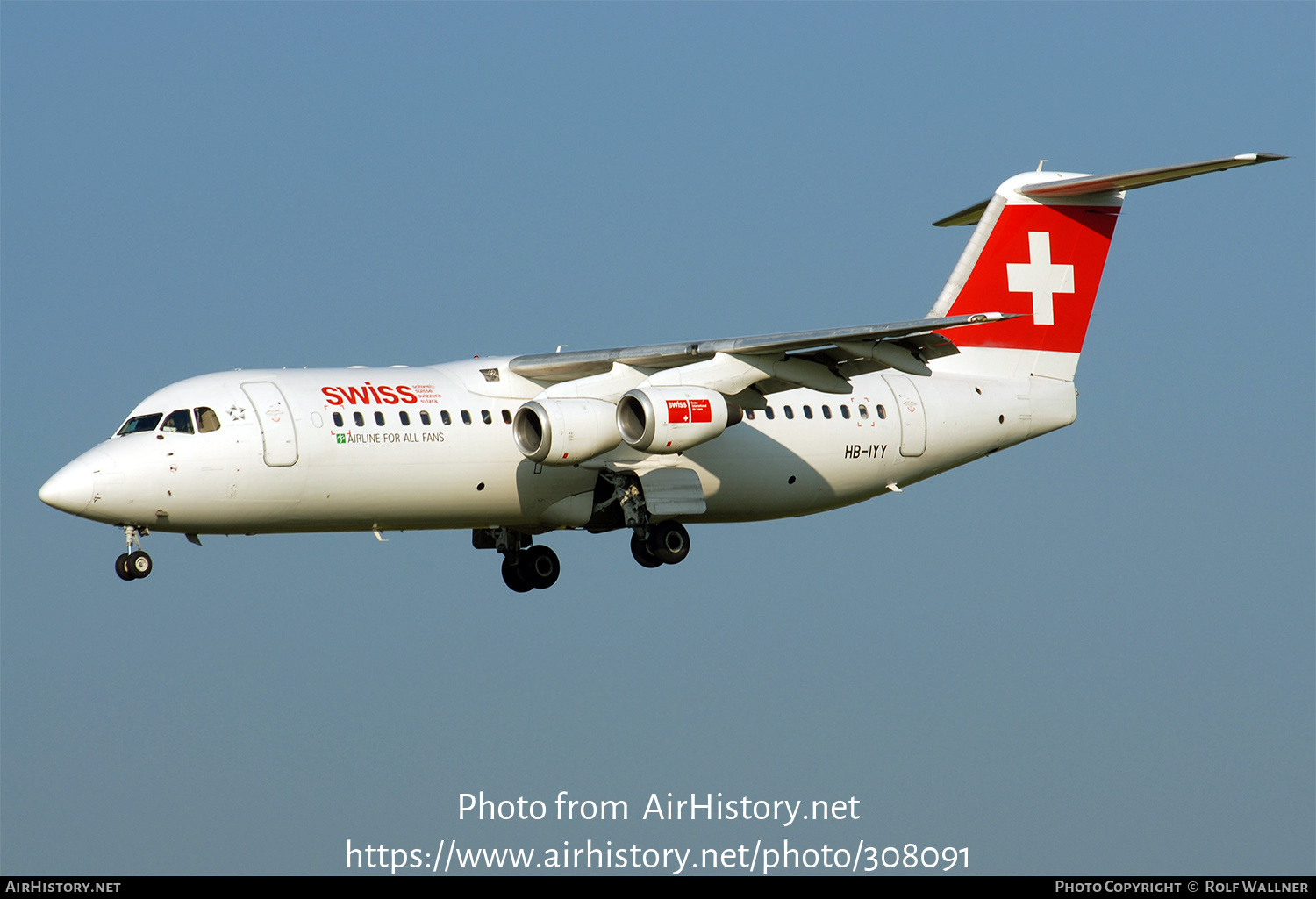 Aircraft Photo of HB-IYY | British Aerospace Avro 146-RJ100 | Swiss International Air Lines | AirHistory.net #308091