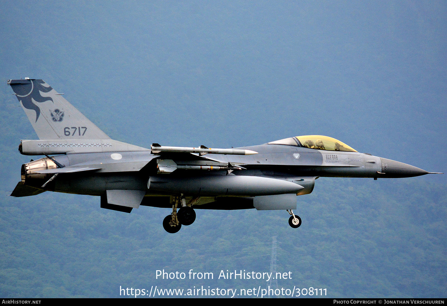 Aircraft Photo of 6717 | General Dynamics F-16A Fighting Falcon | Taiwan - Air Force | AirHistory.net #308111