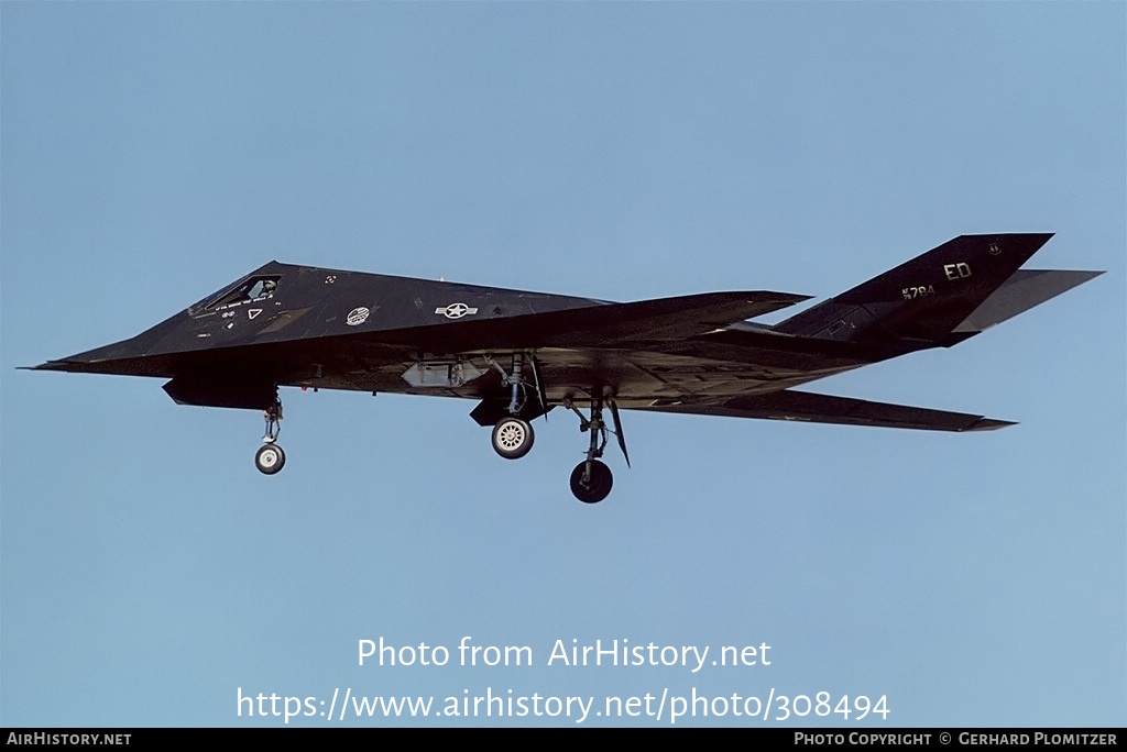 Aircraft Photo of 79-10784 | Lockheed YF-117A Nighthawk | USA - Air Force | AirHistory.net #308494