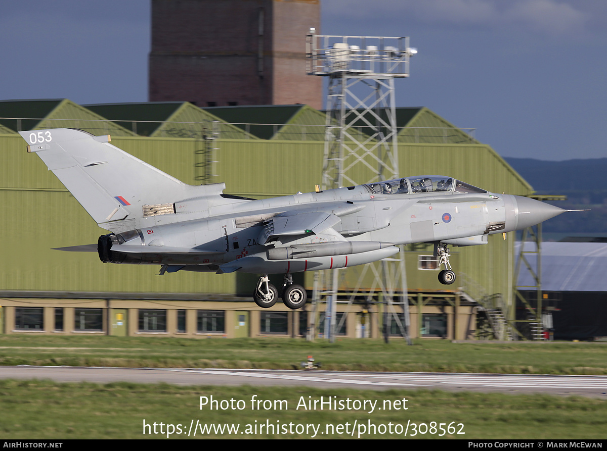 Aircraft Photo of ZA564 | Panavia Tornado GR4 | UK - Air Force | AirHistory.net #308562