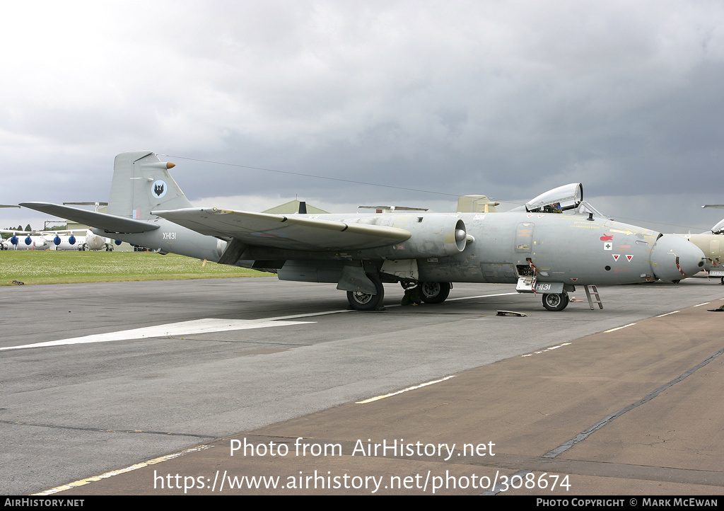 Aircraft Photo of XH131 | English Electric Canberra PR9 | UK - Air Force | AirHistory.net #308674