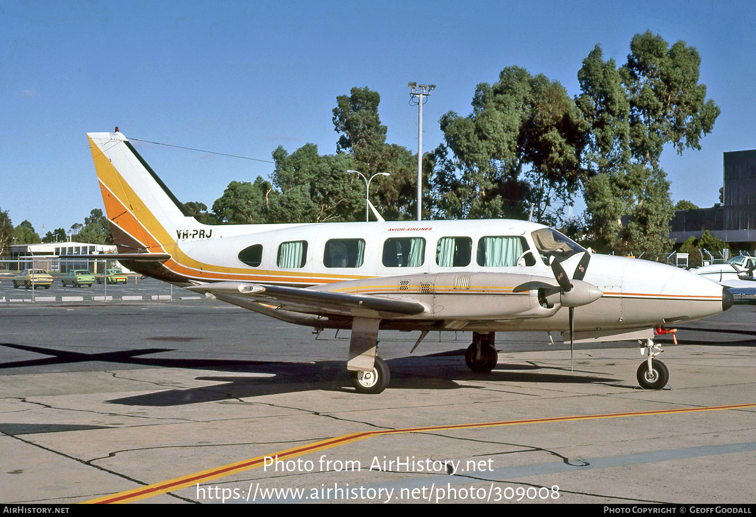 Aircraft Photo of VH-PRJ | Piper PA-31-350 Navajo Chieftain | Avior Airlines | AirHistory.net #309008