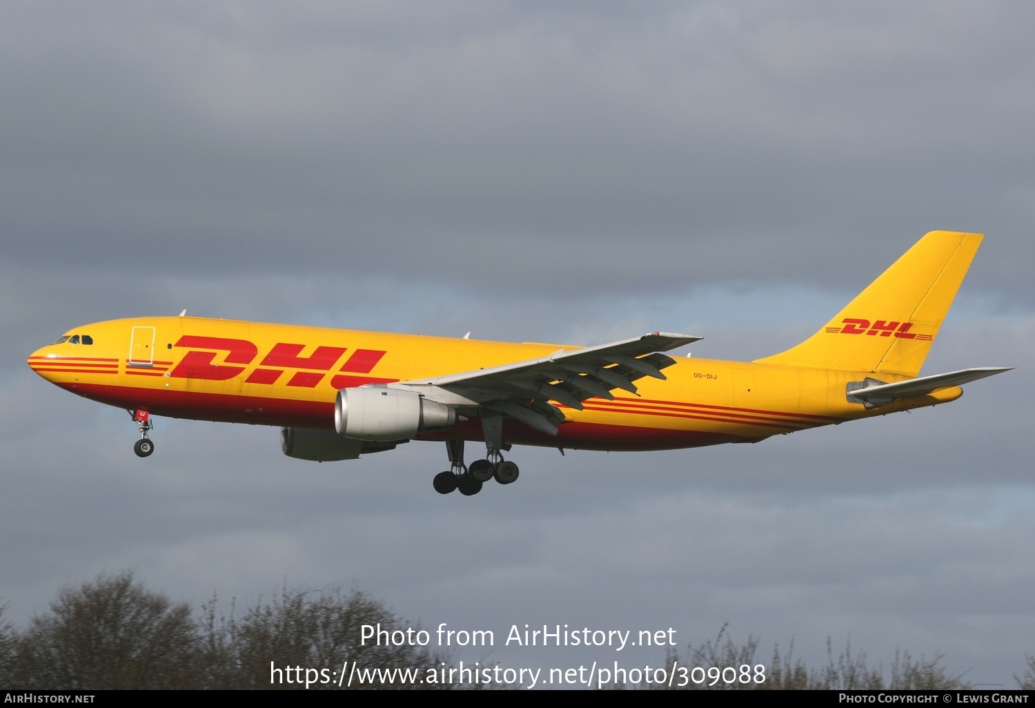 Aircraft Photo of OO-DIJ | Airbus A300B4-103(F) | DHL International | AirHistory.net #309088