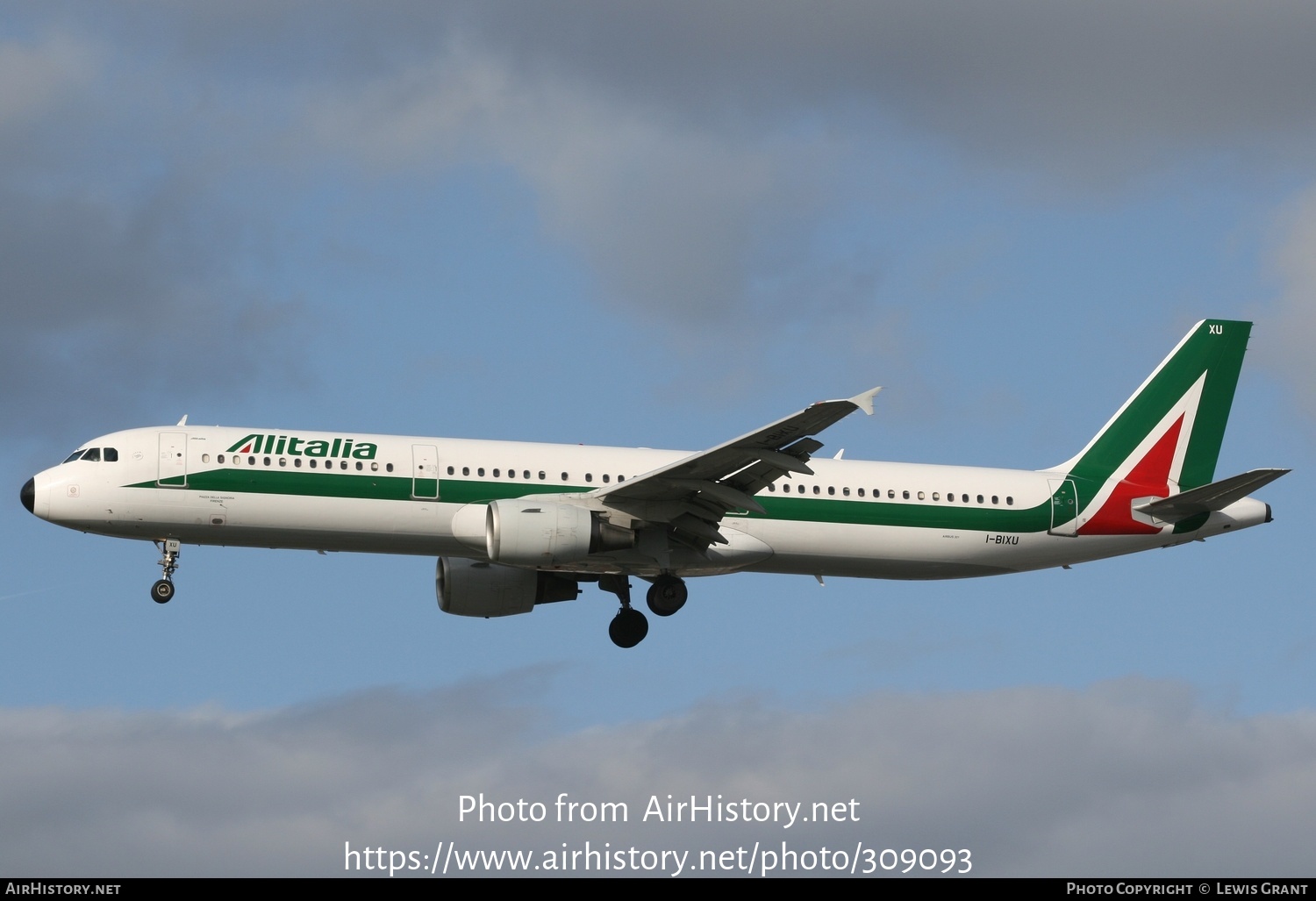 Aircraft Photo of I-BIXU | Airbus A321-112 | Alitalia | AirHistory.net #309093