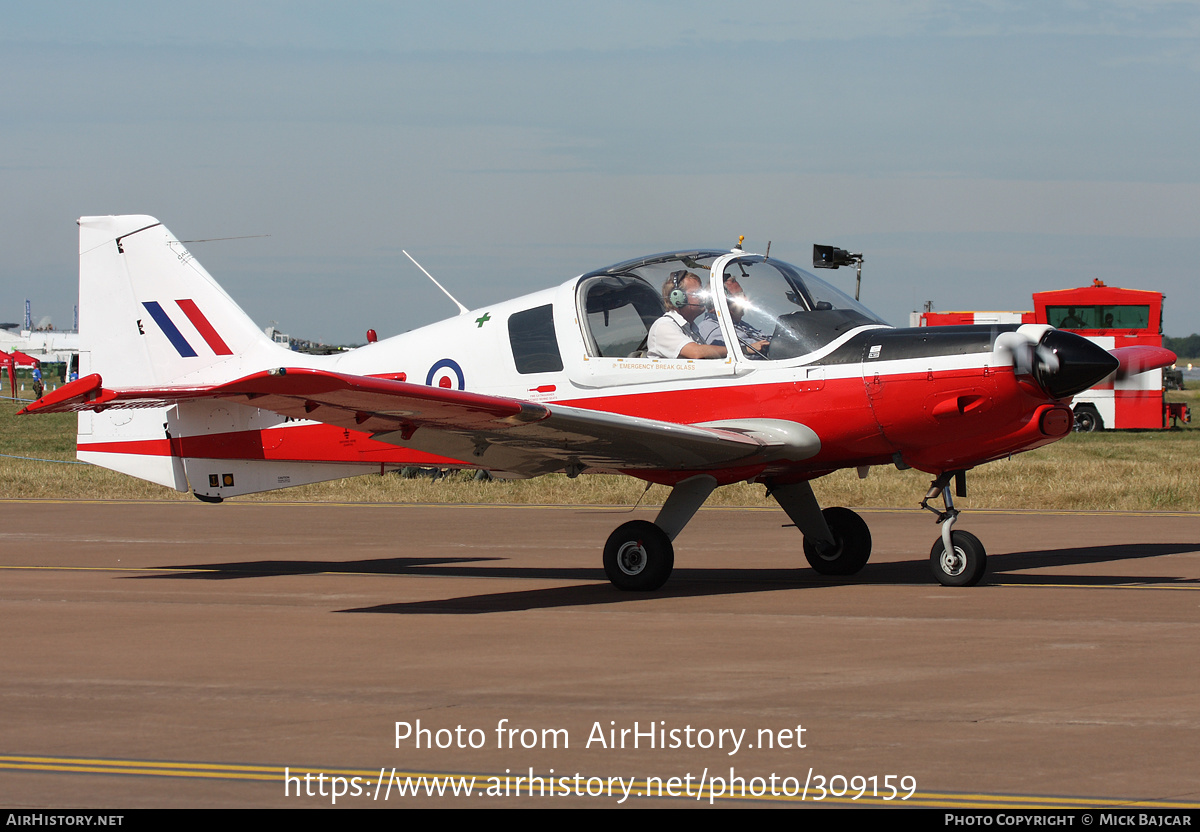 Aircraft Photo of G-BCUV / XX704 | Scottish Aviation Bulldog 120/122 | UK - Air Force | AirHistory.net #309159