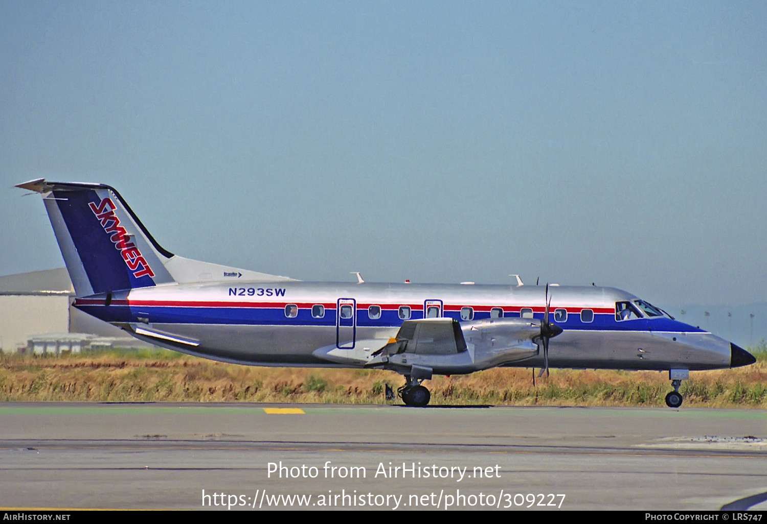 Aircraft Photo of N293SW | Embraer EMB-120ER Brasilia | SkyWest Airlines | AirHistory.net #309227