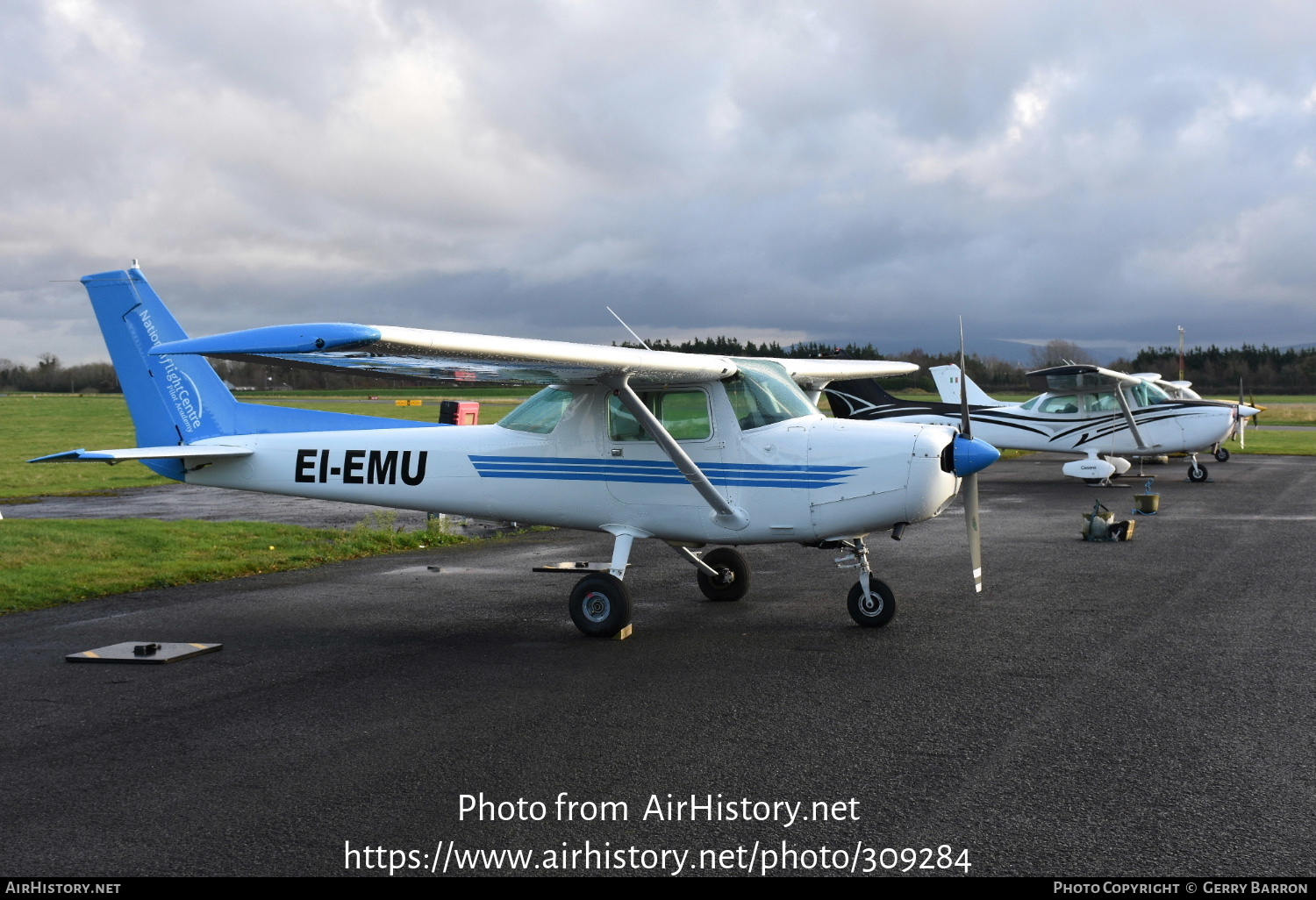 Aircraft Photo of EI-EMU | Reims F152 | National Flight Centre | AirHistory.net #309284