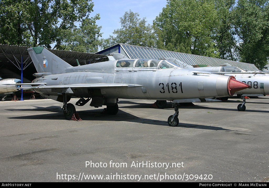 Aircraft Photo of 3181 | Mikoyan-Gurevich MiG-21UM | Czechia - Air Force | AirHistory.net #309420