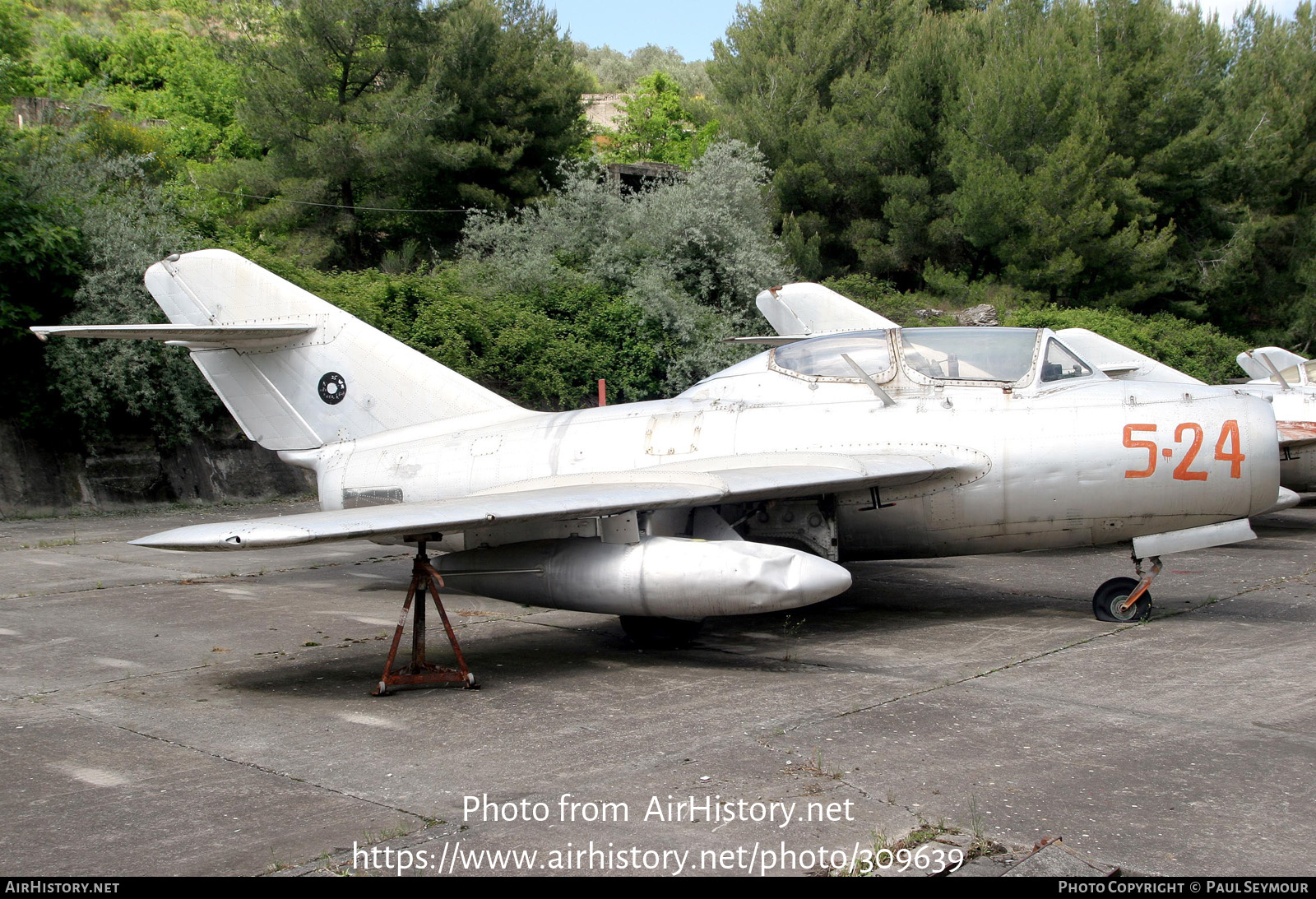 Aircraft Photo of 5-24 | Mikoyan-Gurevich MiG-15UTI | Albania - Air Force | AirHistory.net #309639