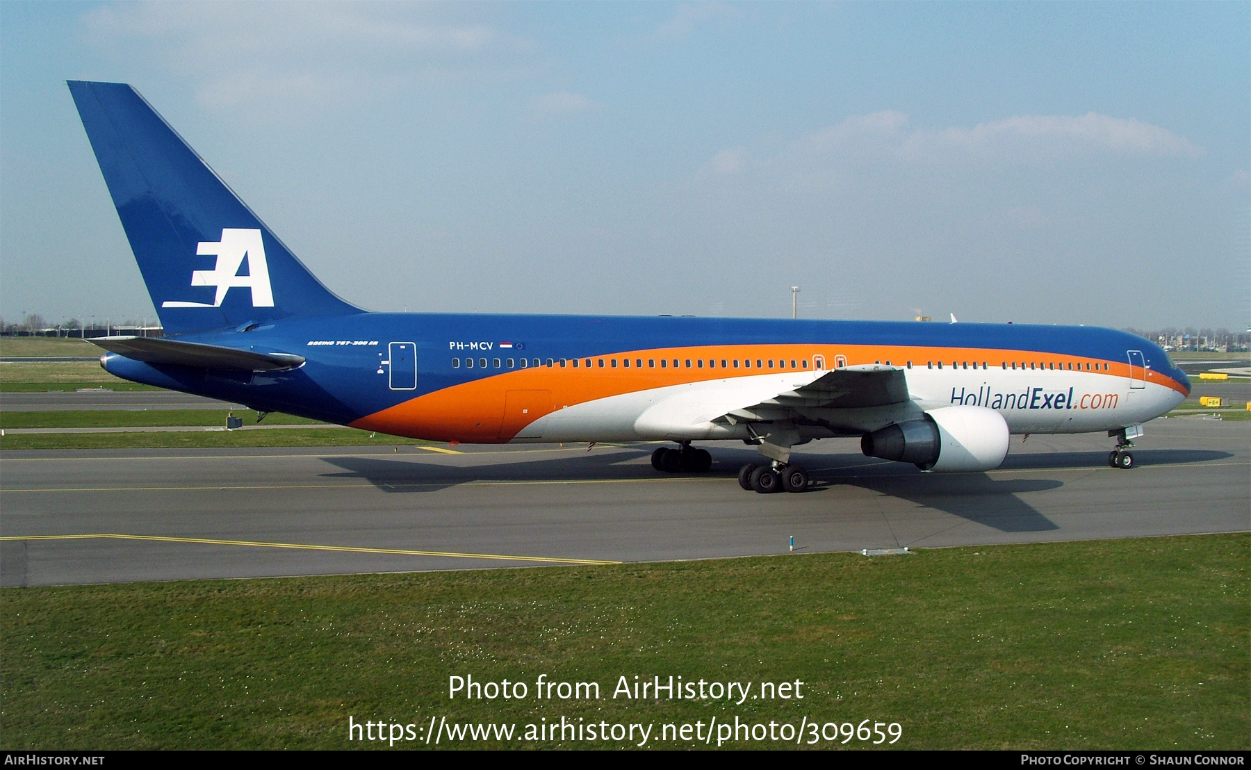 Aircraft Photo of PH-MCV | Boeing 767-31A/ER | HollandExel | AirHistory.net #309659