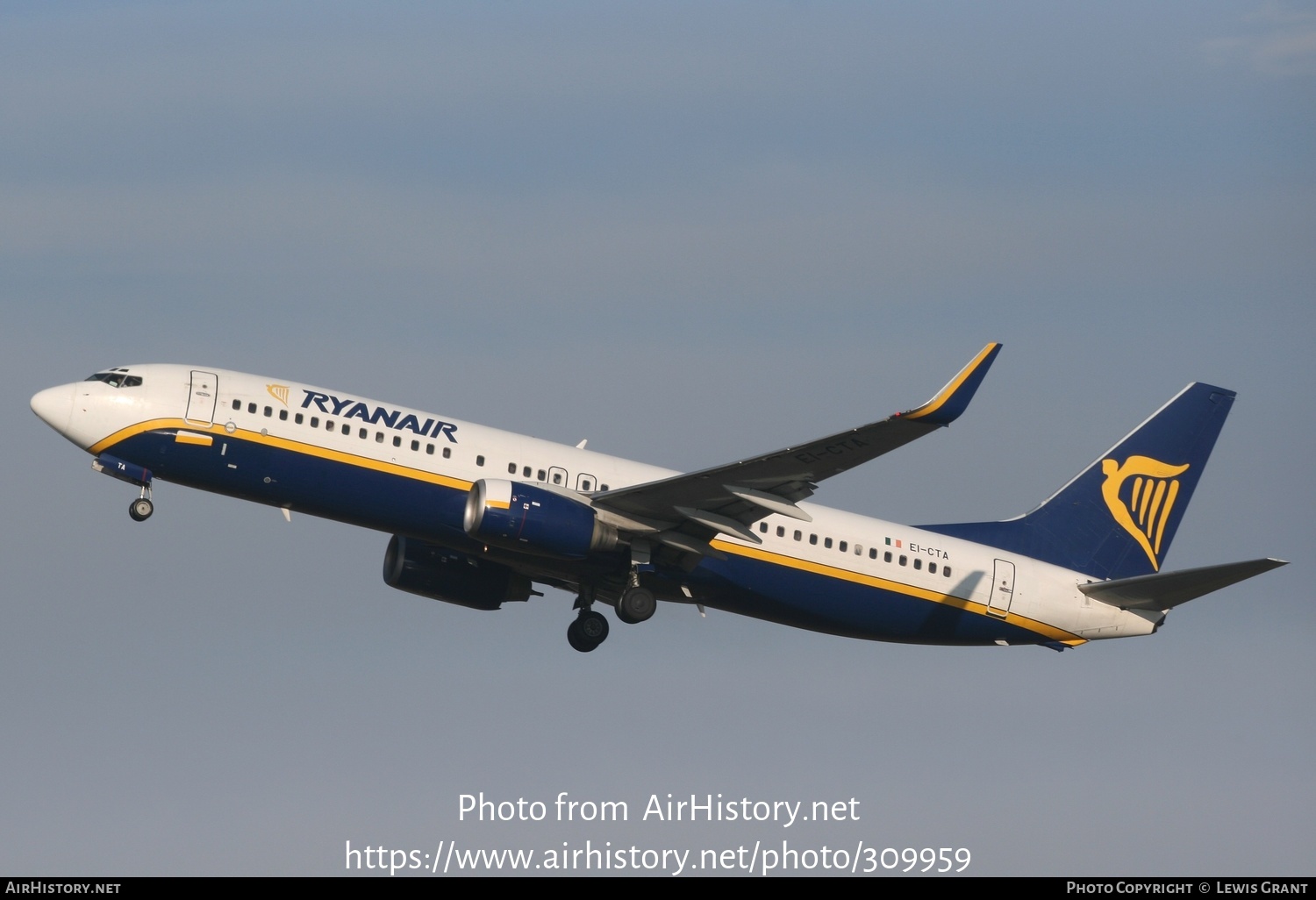 Aircraft Photo of EI-CTA | Boeing 737-8AS | Ryanair | AirHistory.net #309959