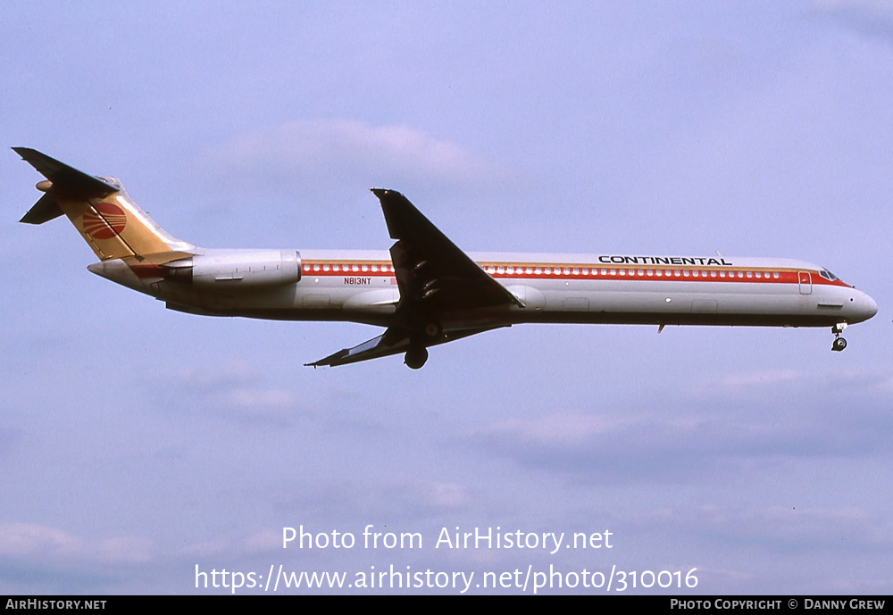 Aircraft Photo of N813NY | McDonnell Douglas MD-82 (DC-9-82) | Continental Airlines | AirHistory.net #310016